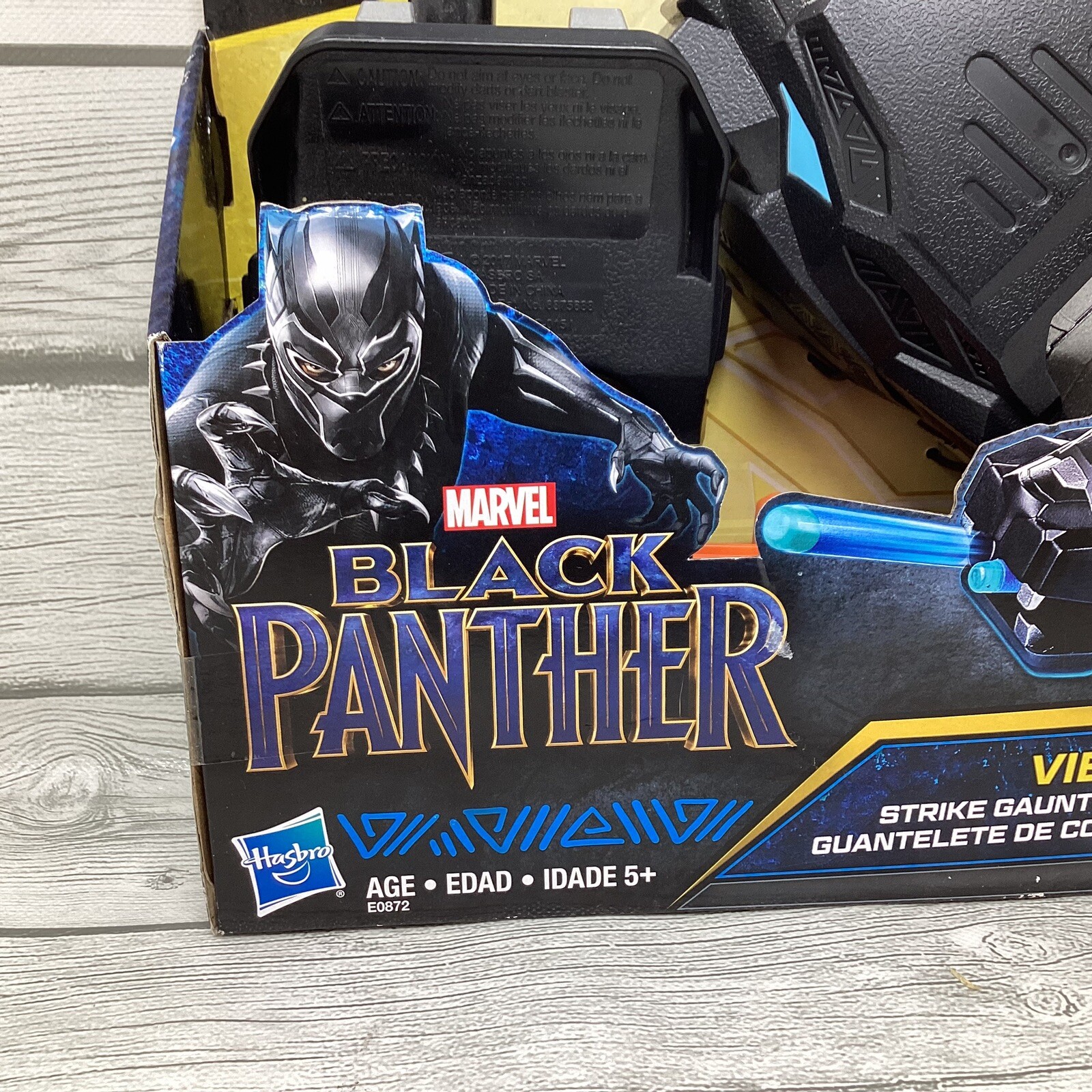 Nerf Black Panther Vibranium Strike Gauntlet