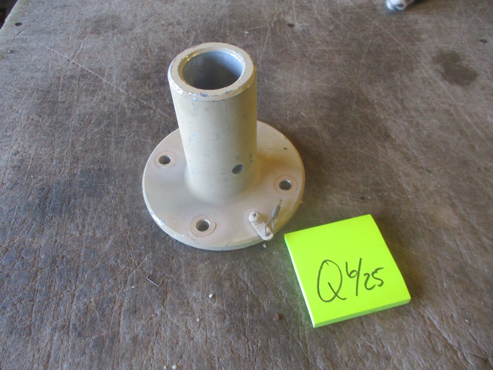Used Mounting Bracket, 1VPW8-A3329826-001, 80063-A3360422-1, 1.5"ID, 2-3/8"OD