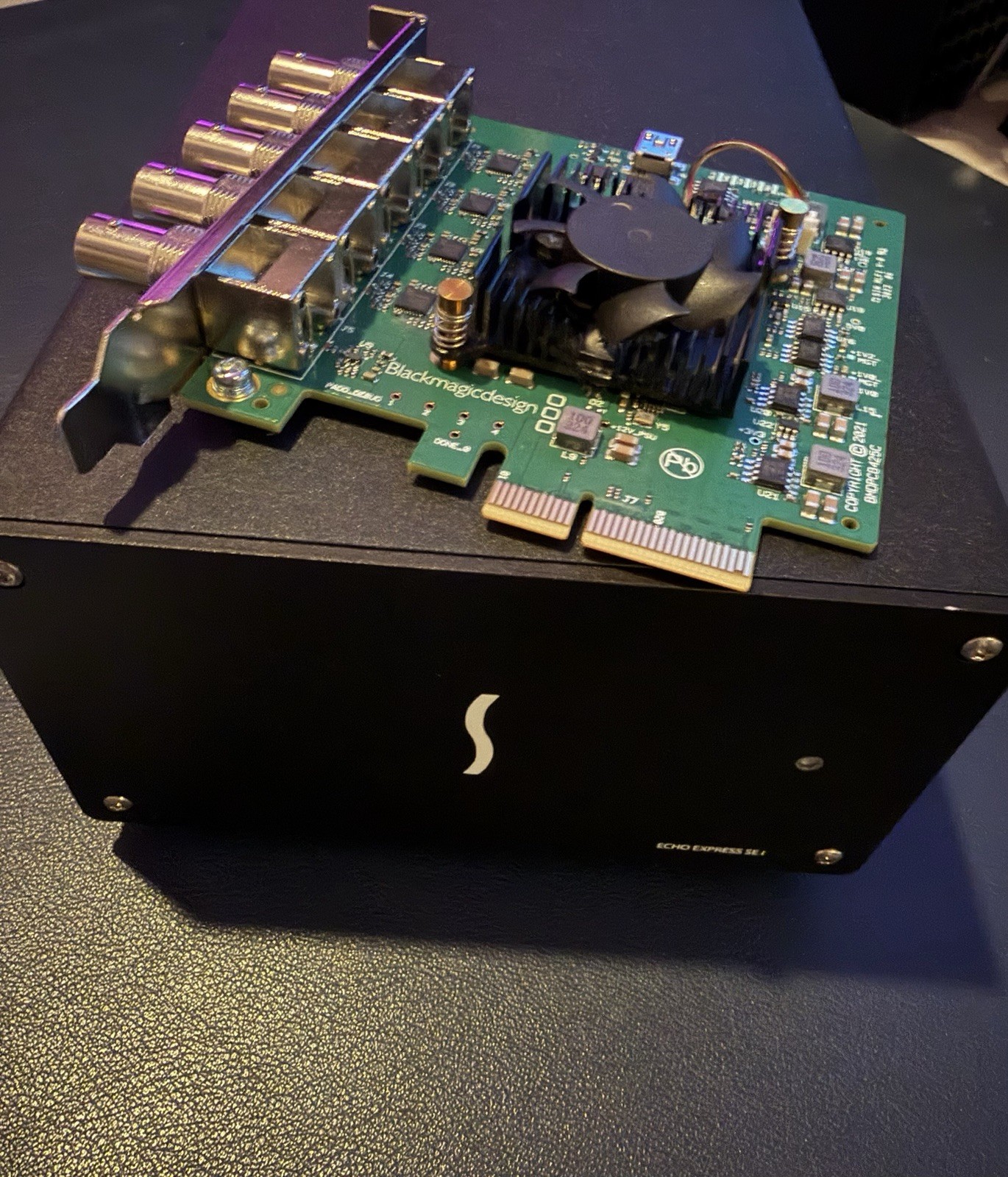 Bundle~Blackmagic DeckLink Duo 2 PCIe Card SDI 4 channel & Sonnet Echo Express