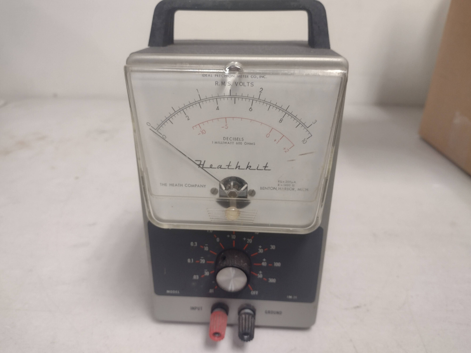 Vintage Heathkit Vacuum Tube Voltmeter VTVM Model IM-21 - As Is / For Parts