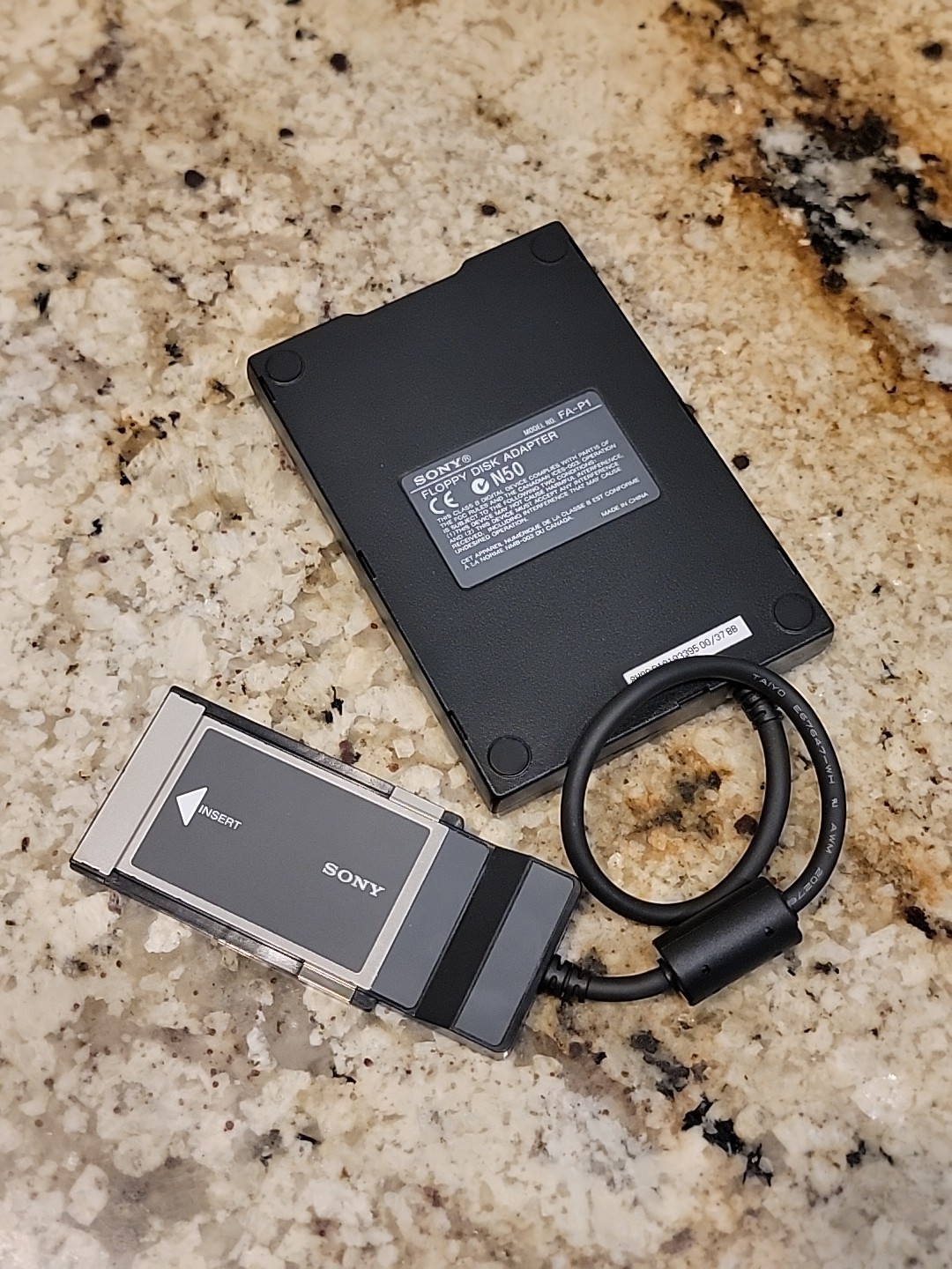 Sony External Floppy Disk Drive - PCMCIA Laptop Adapter (FA-P1) Tested. Working