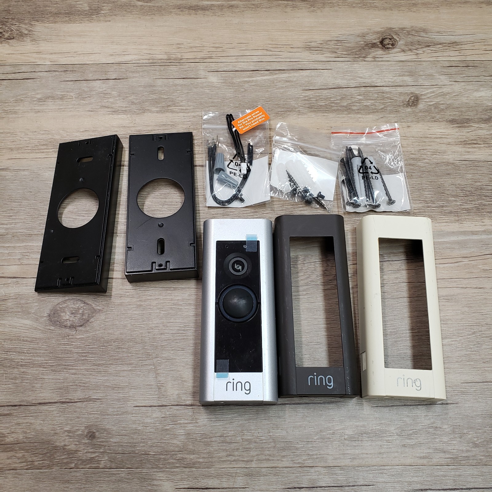 Ring Hardwired Video Doorbell With 3 Covers 2 Mounting Plates Screws -Tested