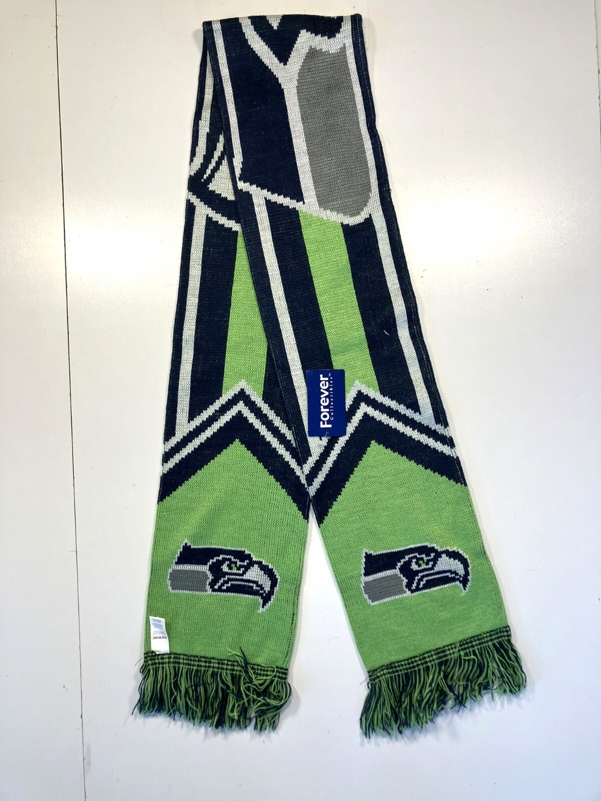 SEATTLE SEAHAWKS Green/Blue Warm NFL FOOTBALL SCARF Winter Wrap Fan Gear NEW!