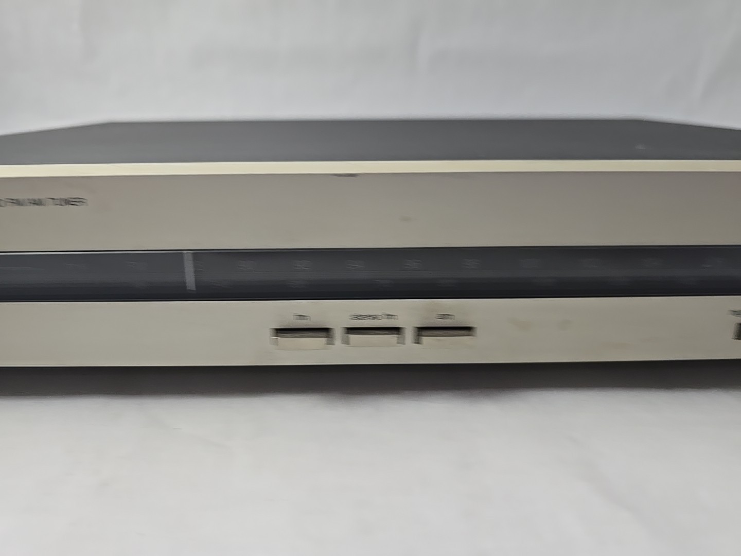Harman Kardon Linear Phase Stereo AM FM Tuner TU610