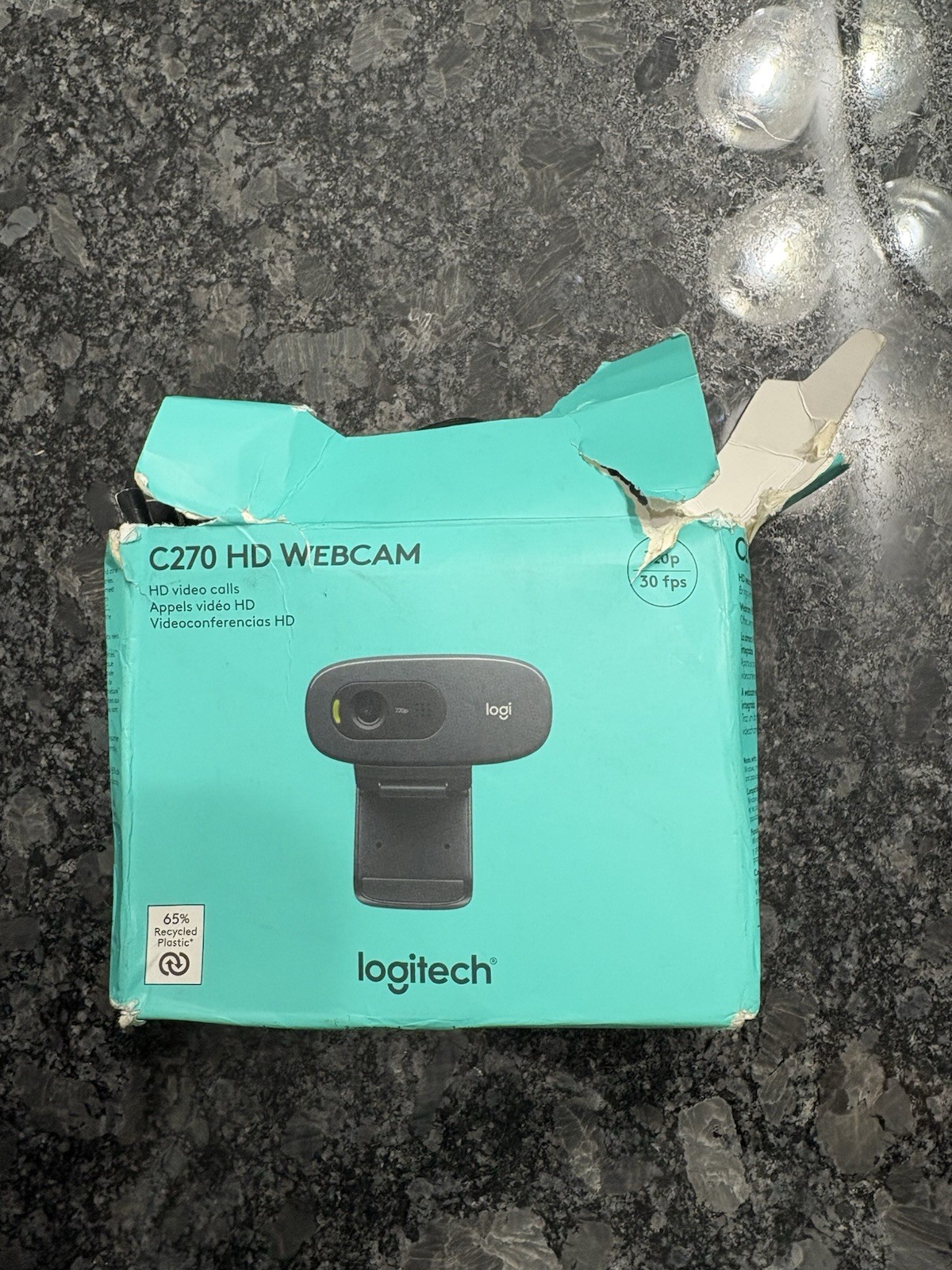 Logitech C270 720p HD Webcam USB with Built-in Noise Reducing Mic