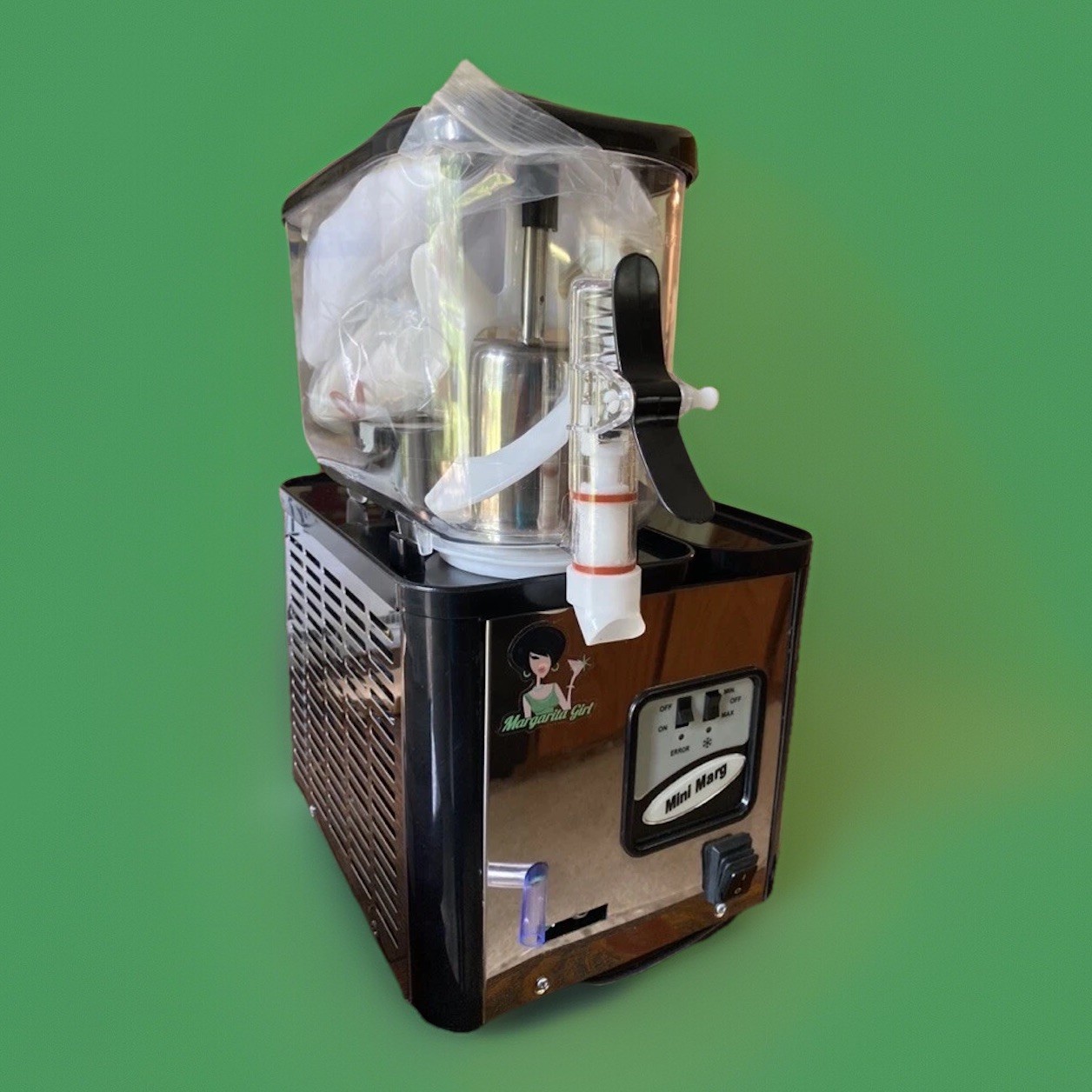 Margarita Girl “Mini Marg” Margarita or Slushy Machine *Only Used Once*