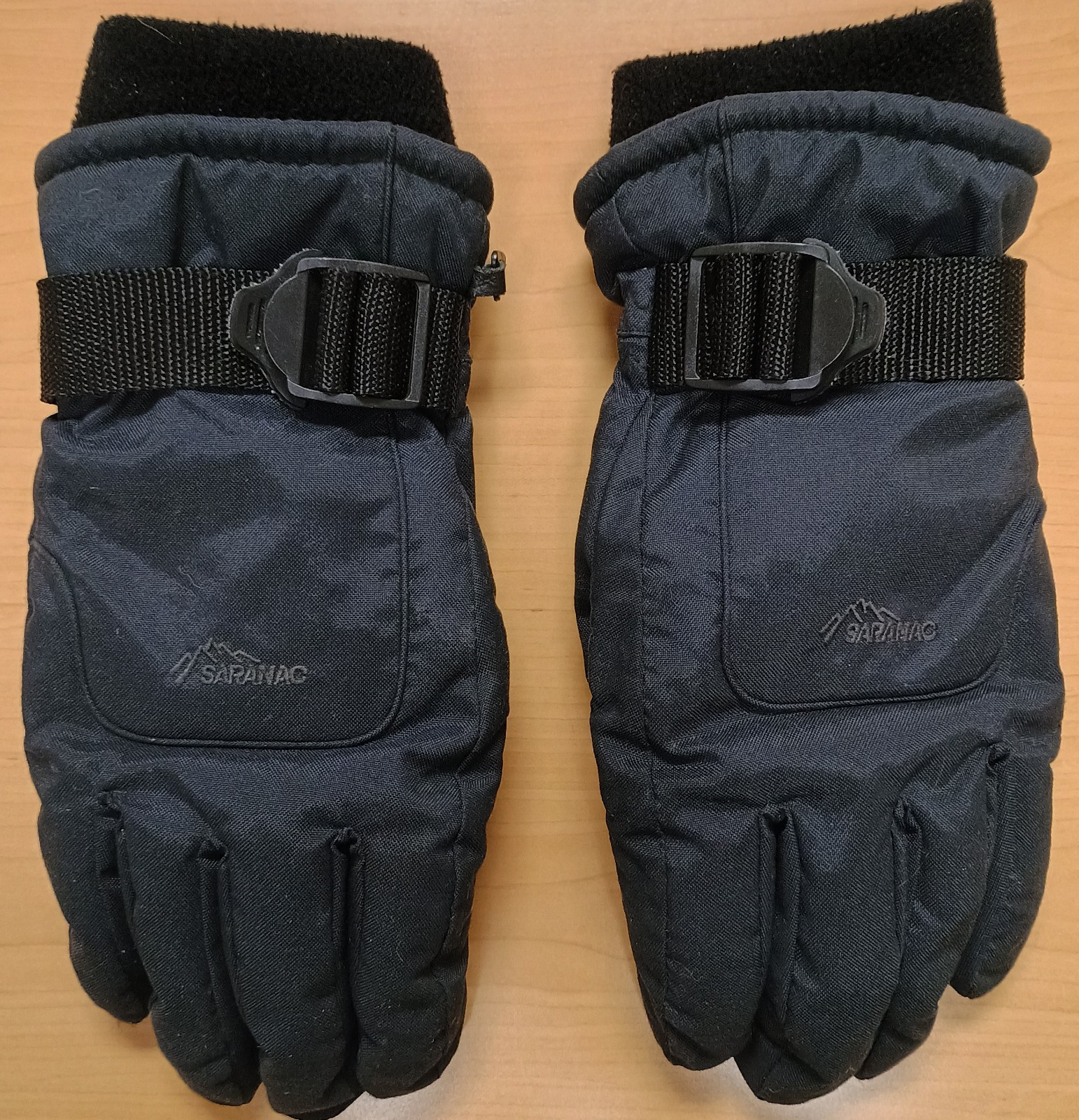 Saranac Black Insulated Men's Gloves Warm Soft Interior Leather Palm Large