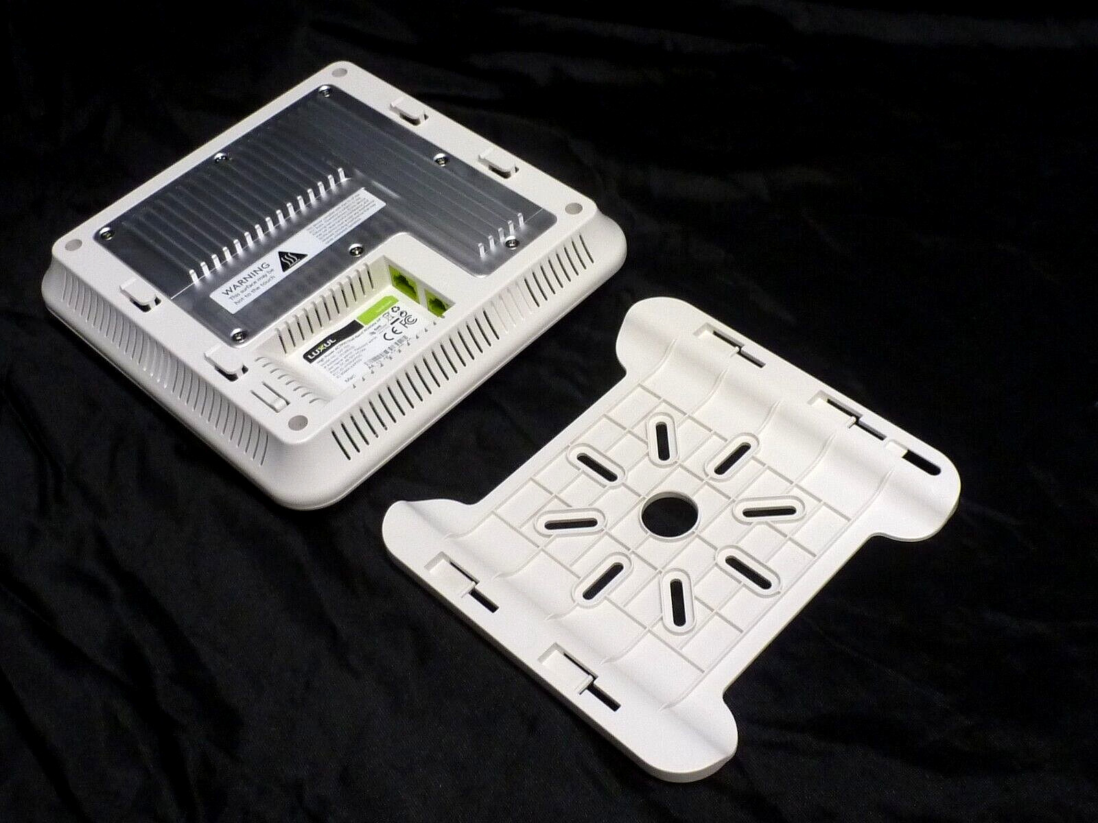 Luxul XAP1510 1900Mbps Wireless Access Point - 802.11ac 3x3 Dual-Band