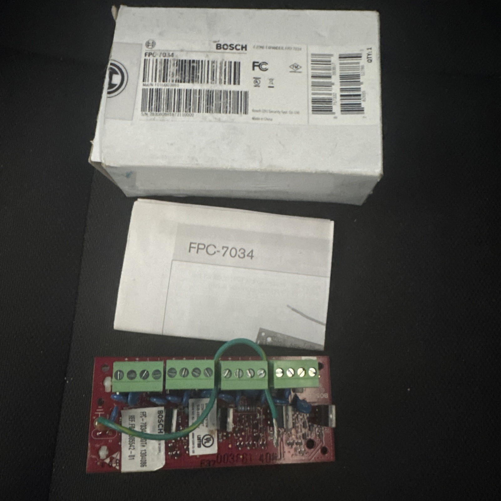Bosch FPC-7034 FPC-7034 4-Zone Expander Alarm System Accessory Zone Expander