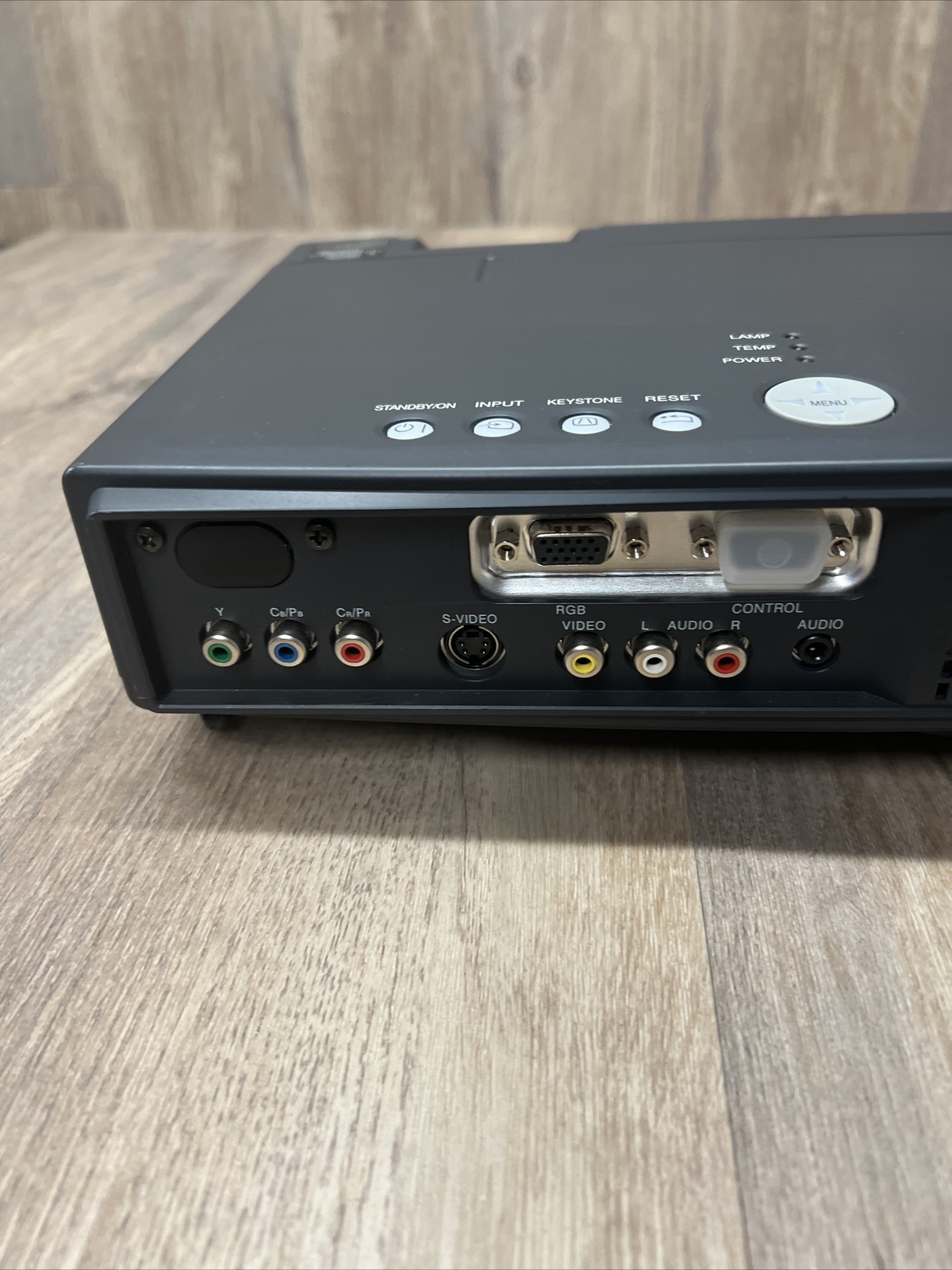 VIEWSONIC PJ551 LCD PROJECTOR Untested