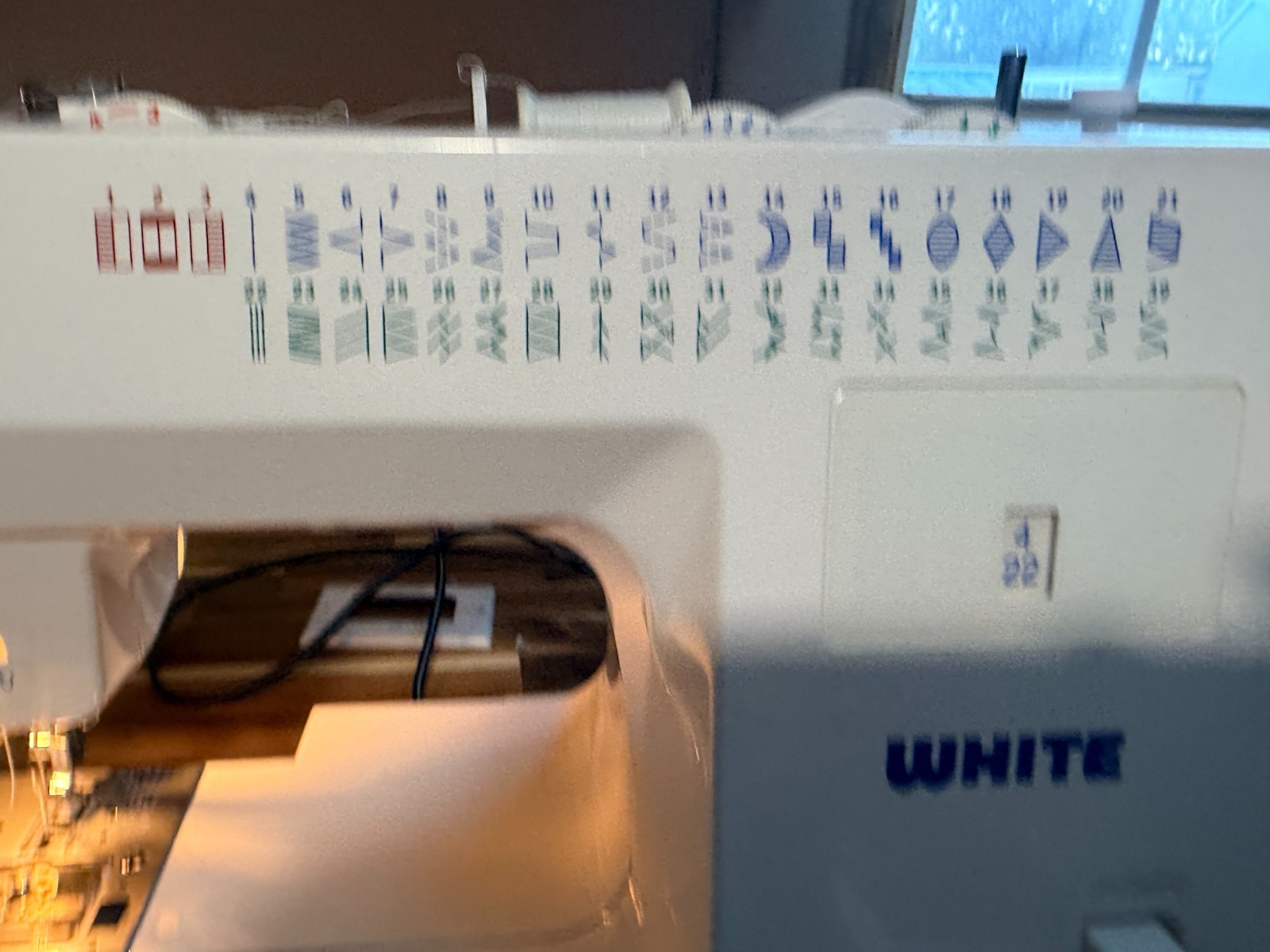 White Model 2037 Sewing Machine with Accessories – Tested & Working