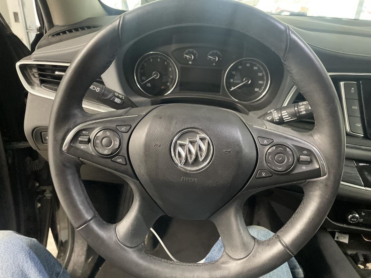 ENCLAVE 2018 Air Shutter 964498