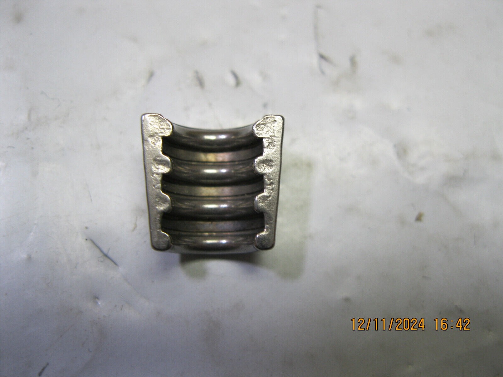8 SBI 121-1089 Valve Keepers (8 pack)