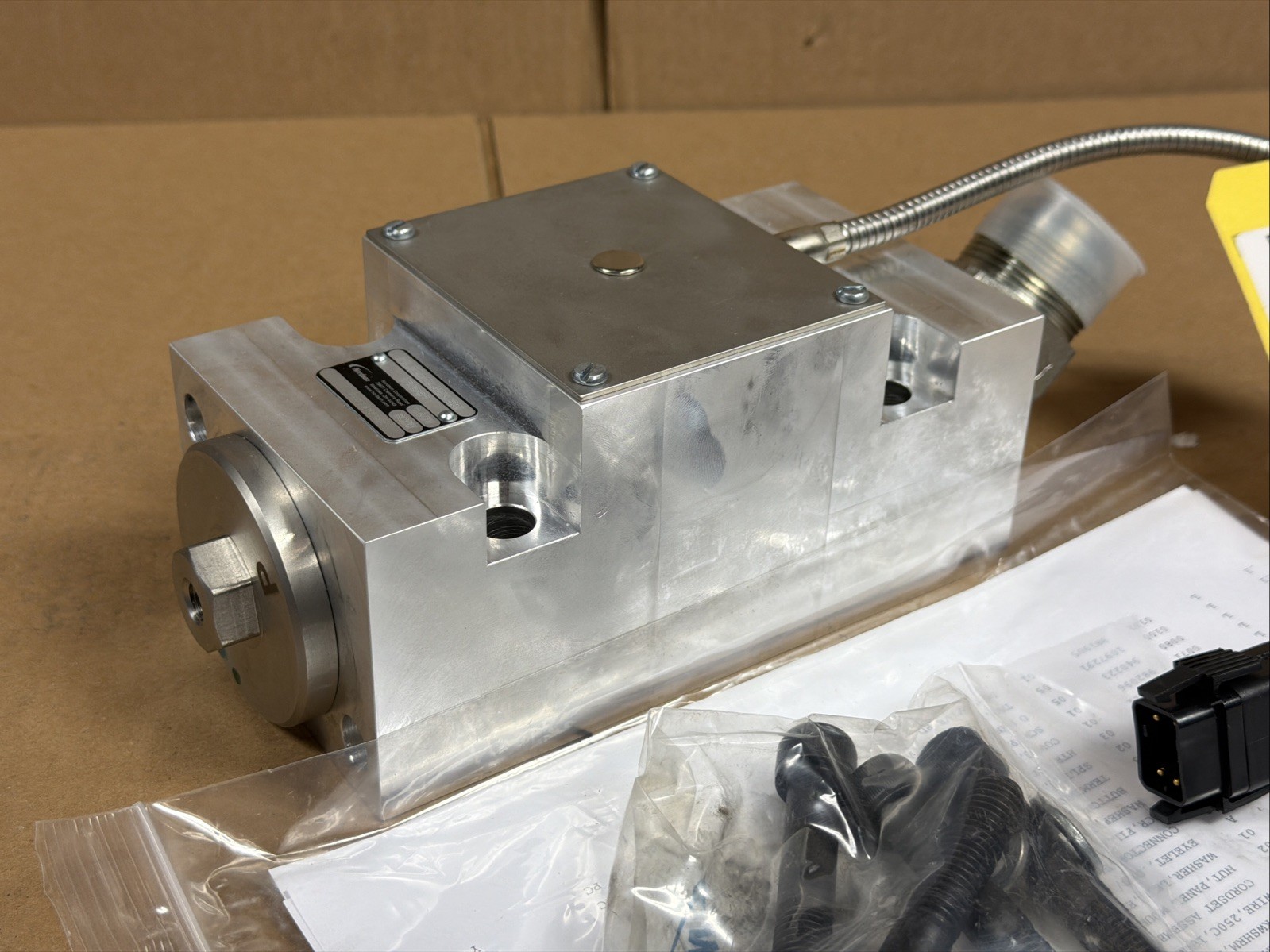 Nordson 1509871 EDI Ultracoat Hot Melt Fluid Filter Block 240V 800W FAST SHIP
