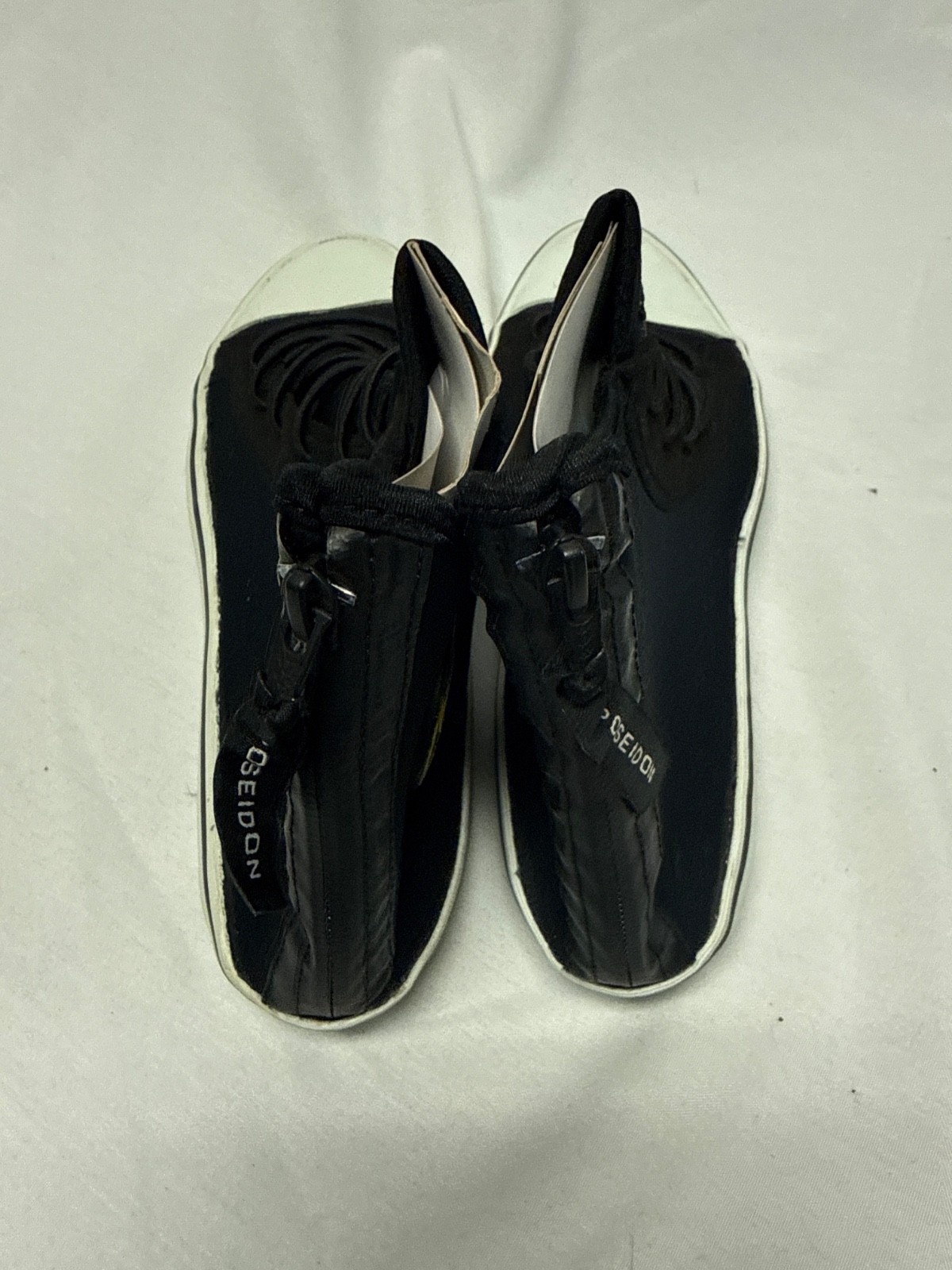 Poseidon One Shoe size 14 Black/White, 0216
