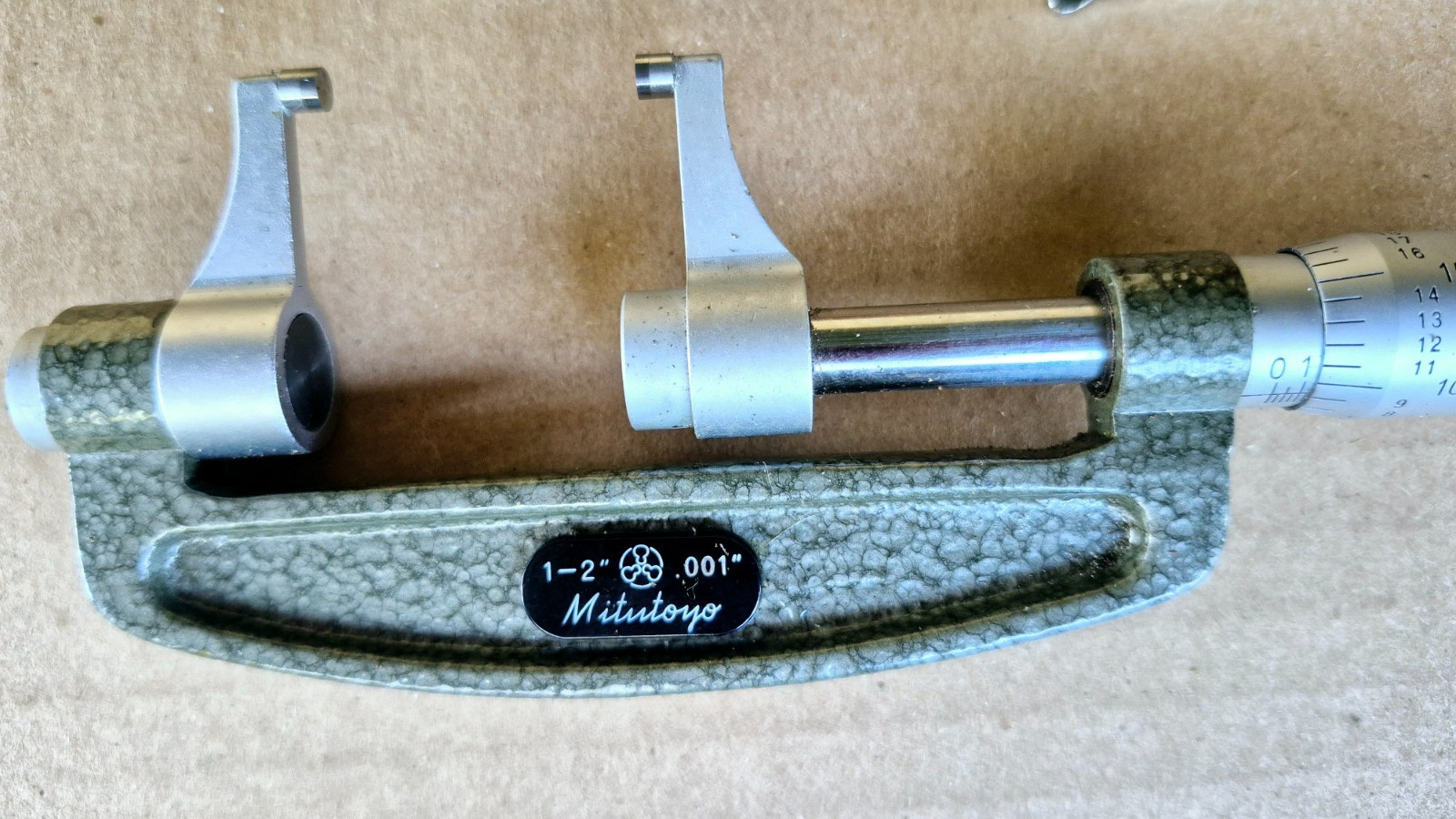 Mitutoyo 143-122 Caliper Type Micrometer 1-2″ .001"