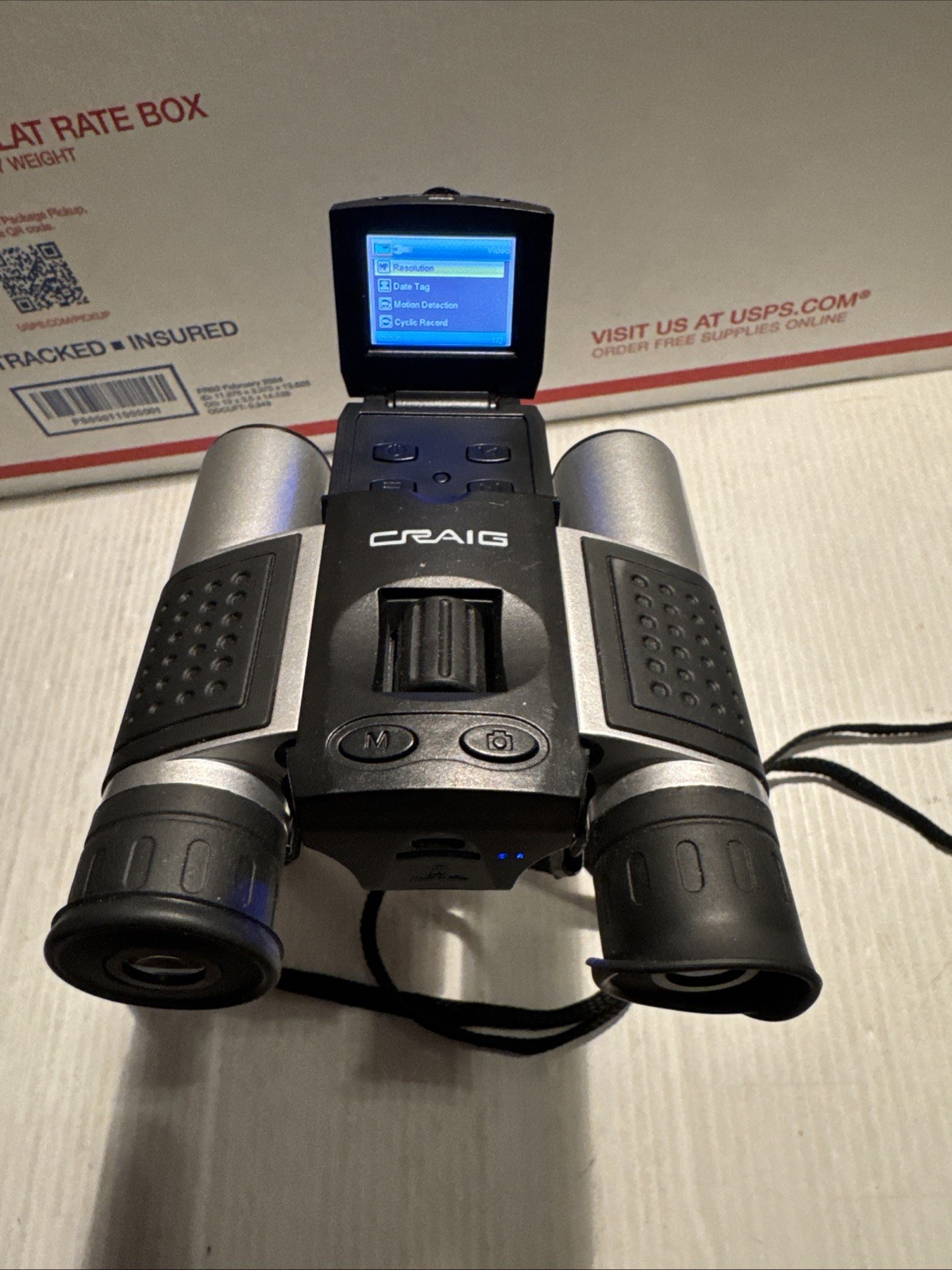 Craig CAC378 Binoculars with Digital Camera & 1.5" LCD Display in Black / Silver