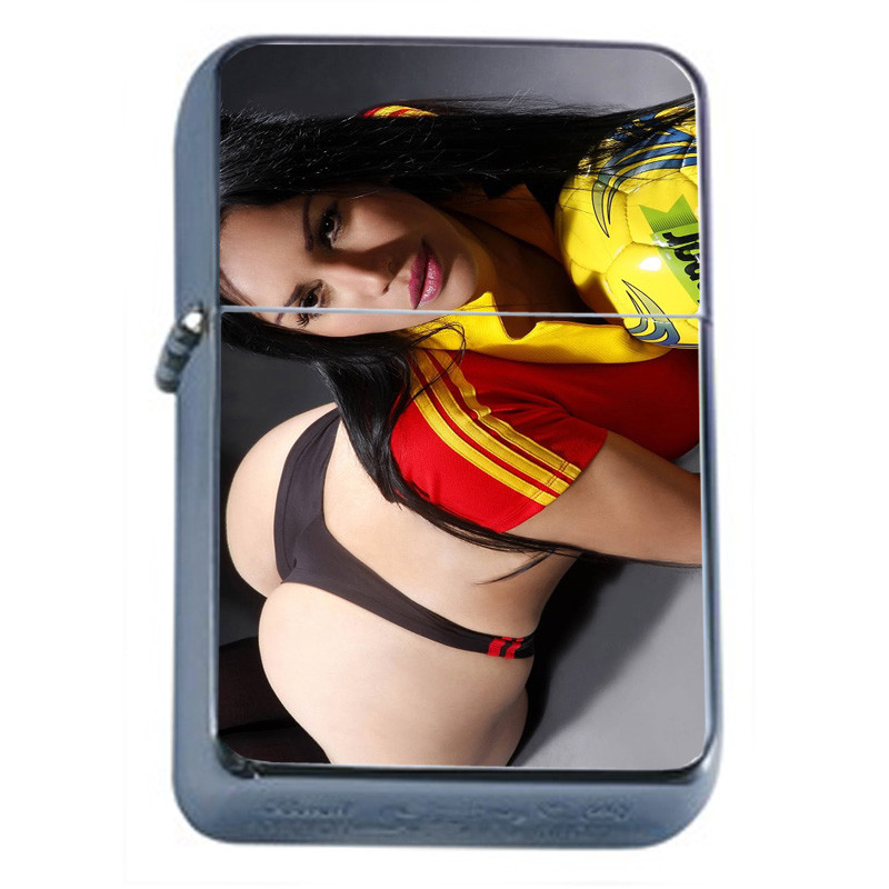 Madrid Spain Pin Up Girls D2 Flip Top Oil Lighter Wind Resistant