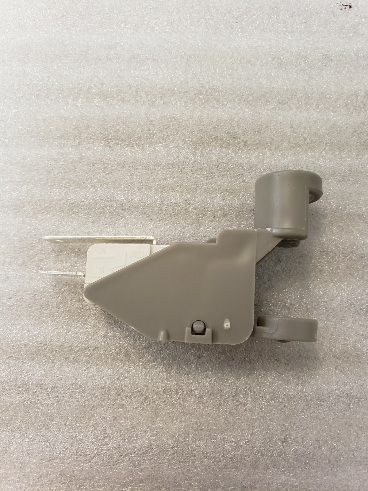 DD81-02239A OEM Samsung 2Pin Micro switch Dishwasher MS1-03 3(1)A 125 / 250VAC