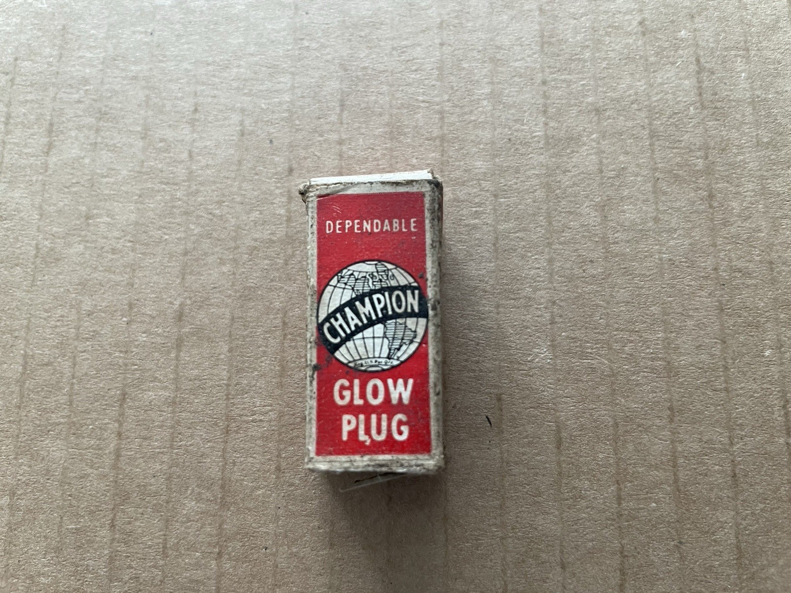 Vintage CHAMPION Glow Plug VG-2 (Box Only) Model Airplane Engine
