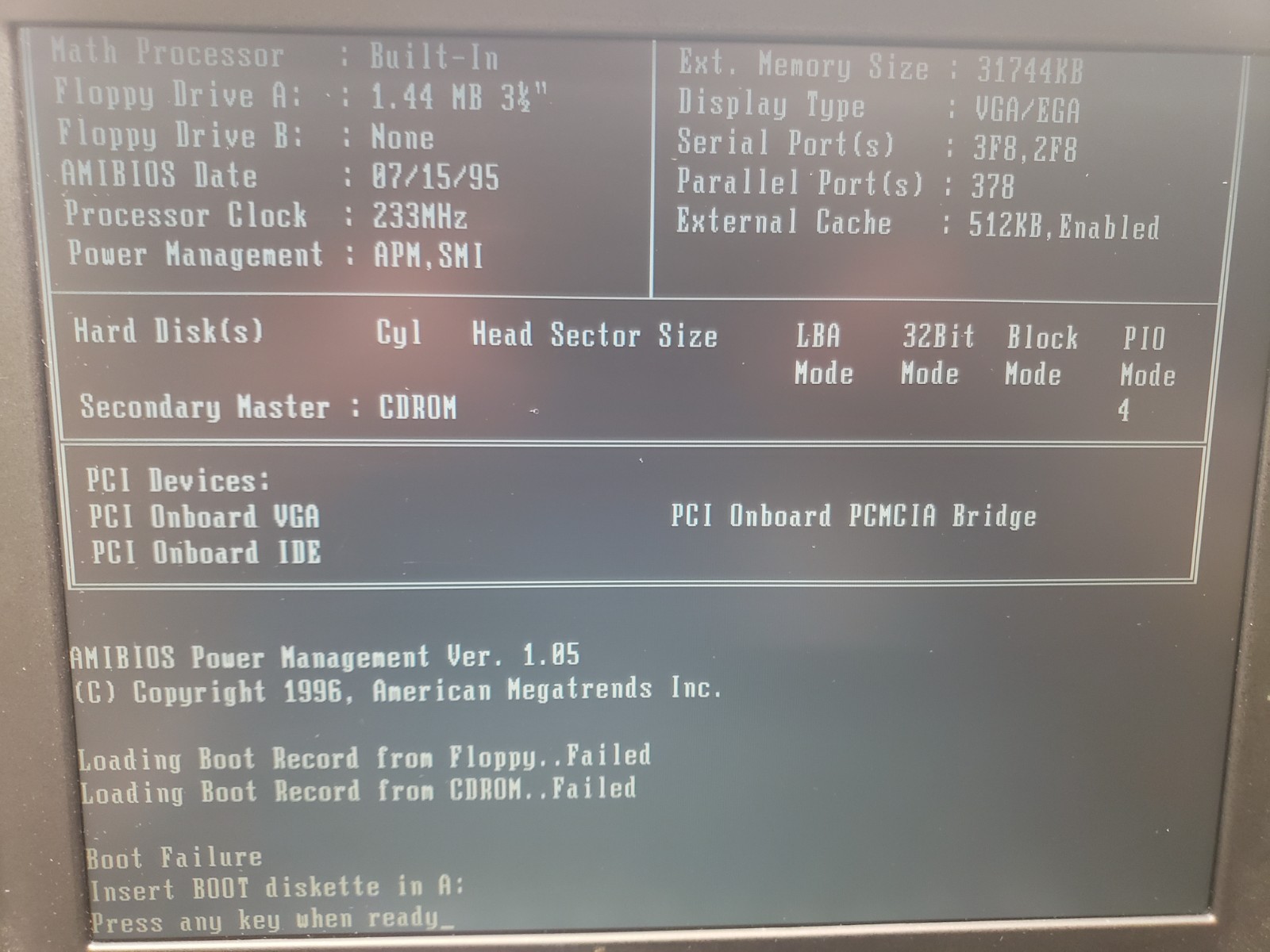 Vintage Generic Laptop 5800 Win98 Floppy Angel Performer MMX 233MHz 32MB **AS-IS