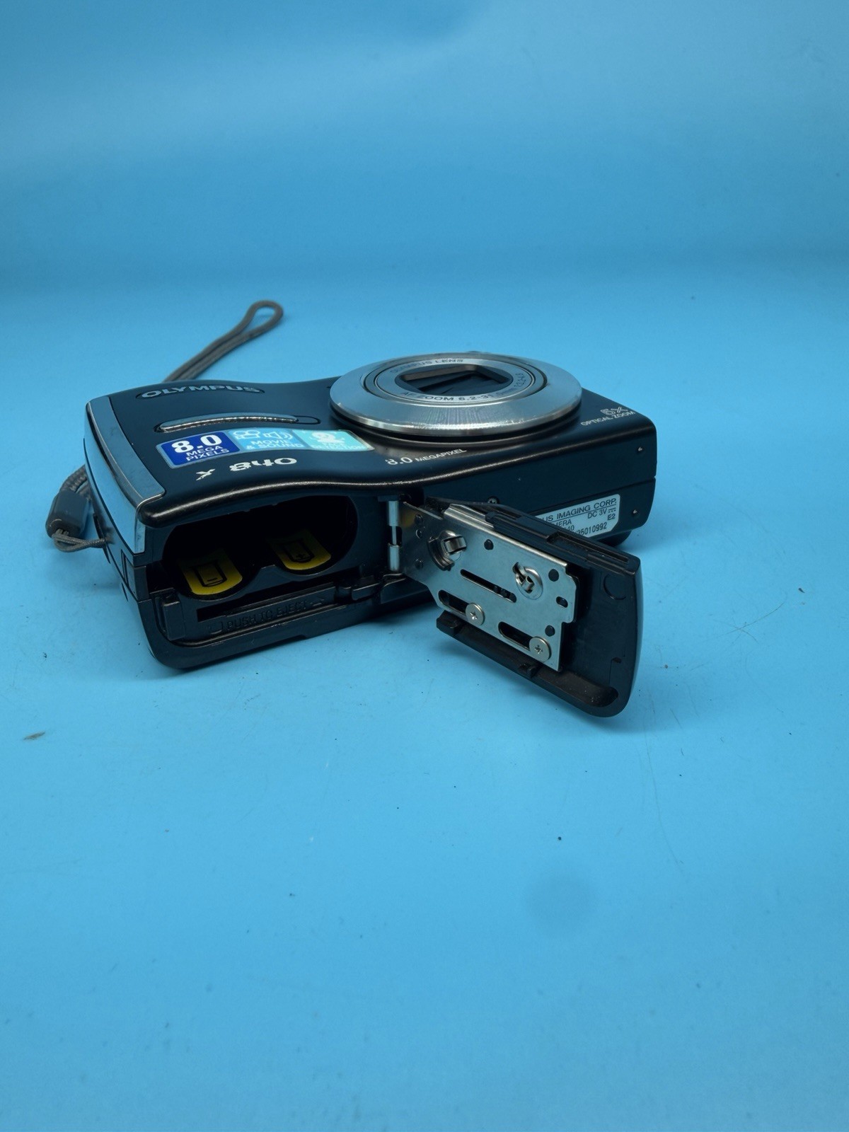 Olympus X-840 8.0MP Digital Compact Camera, Black - Tested