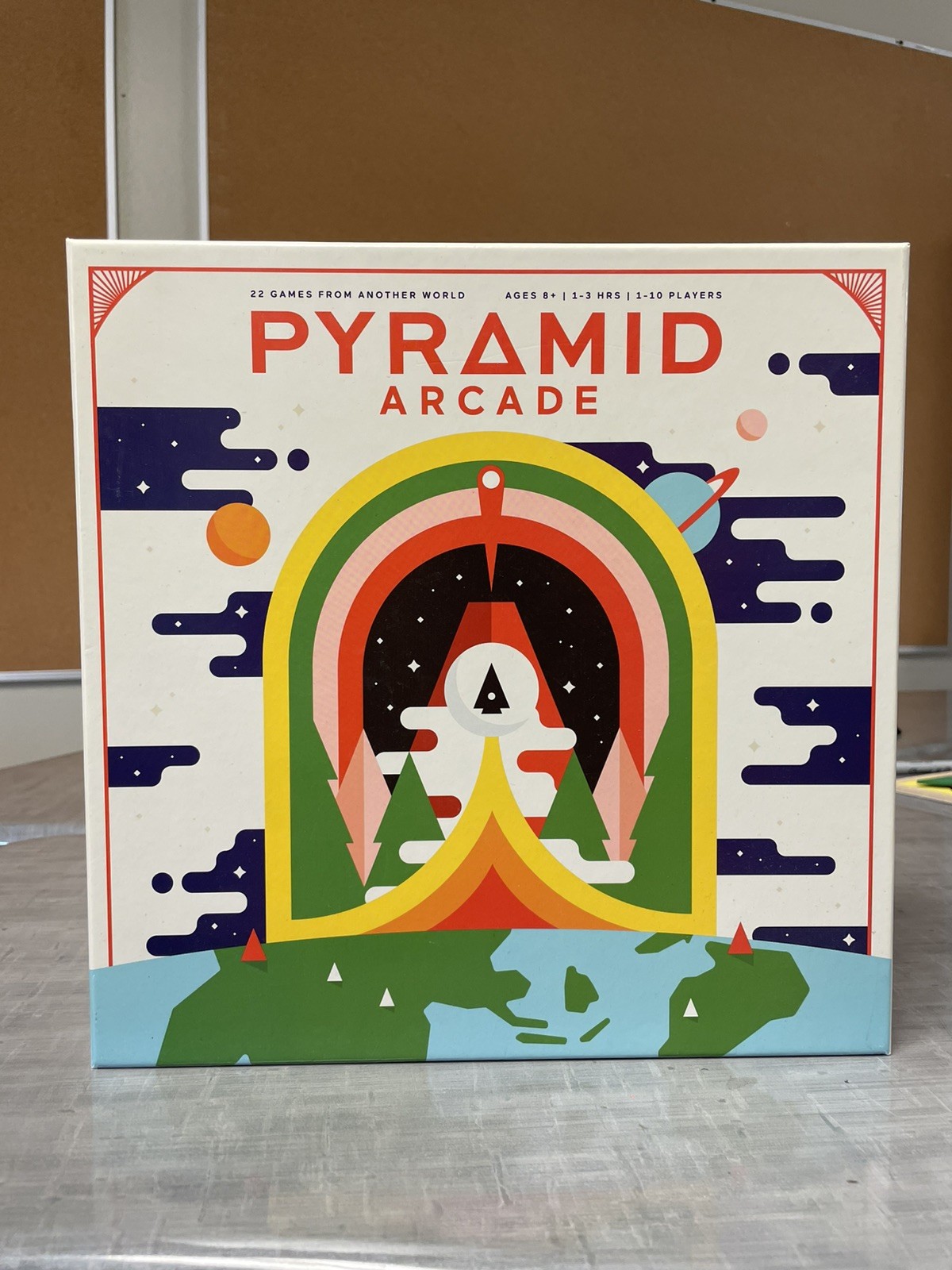 Lightly Used Pyramid Arcade Board Game  Looney Labs