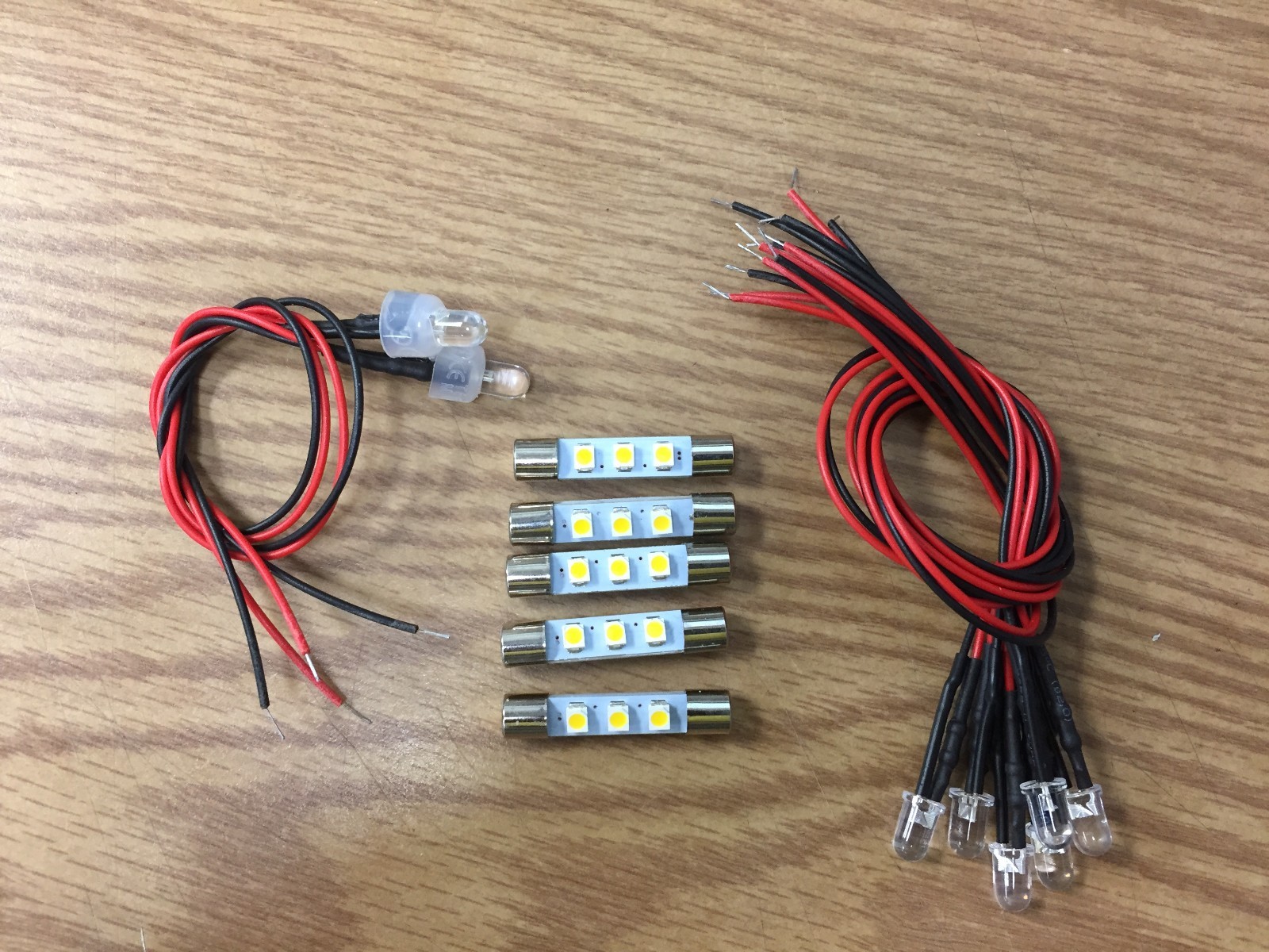 Sansui 7000 Solid State Stereo AM / FM Stereo Tuner Amp FRONT PANEL LED  LAMPS.