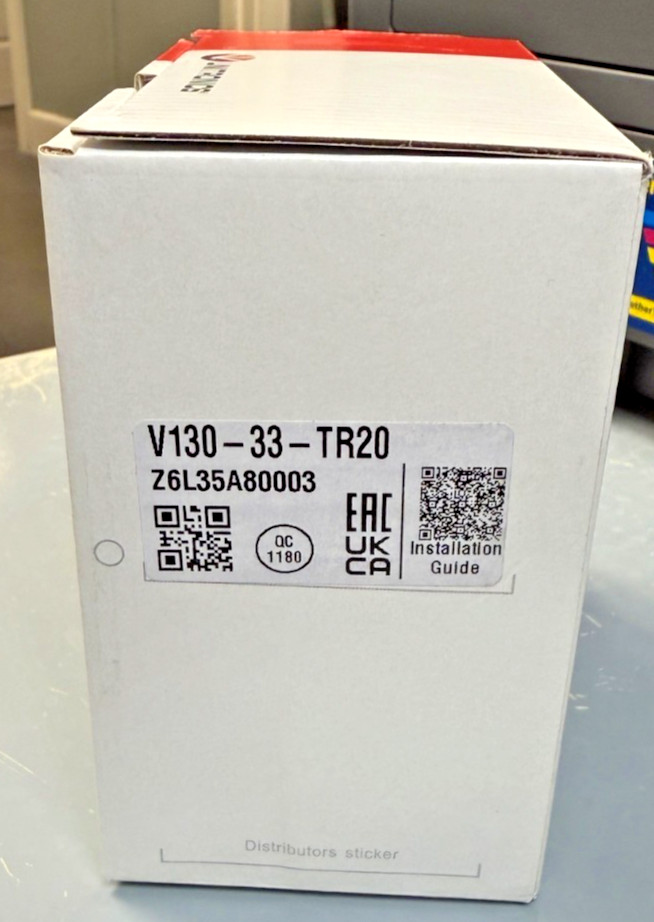UNITRONICS V130-33-TR20 NEW IN BOX