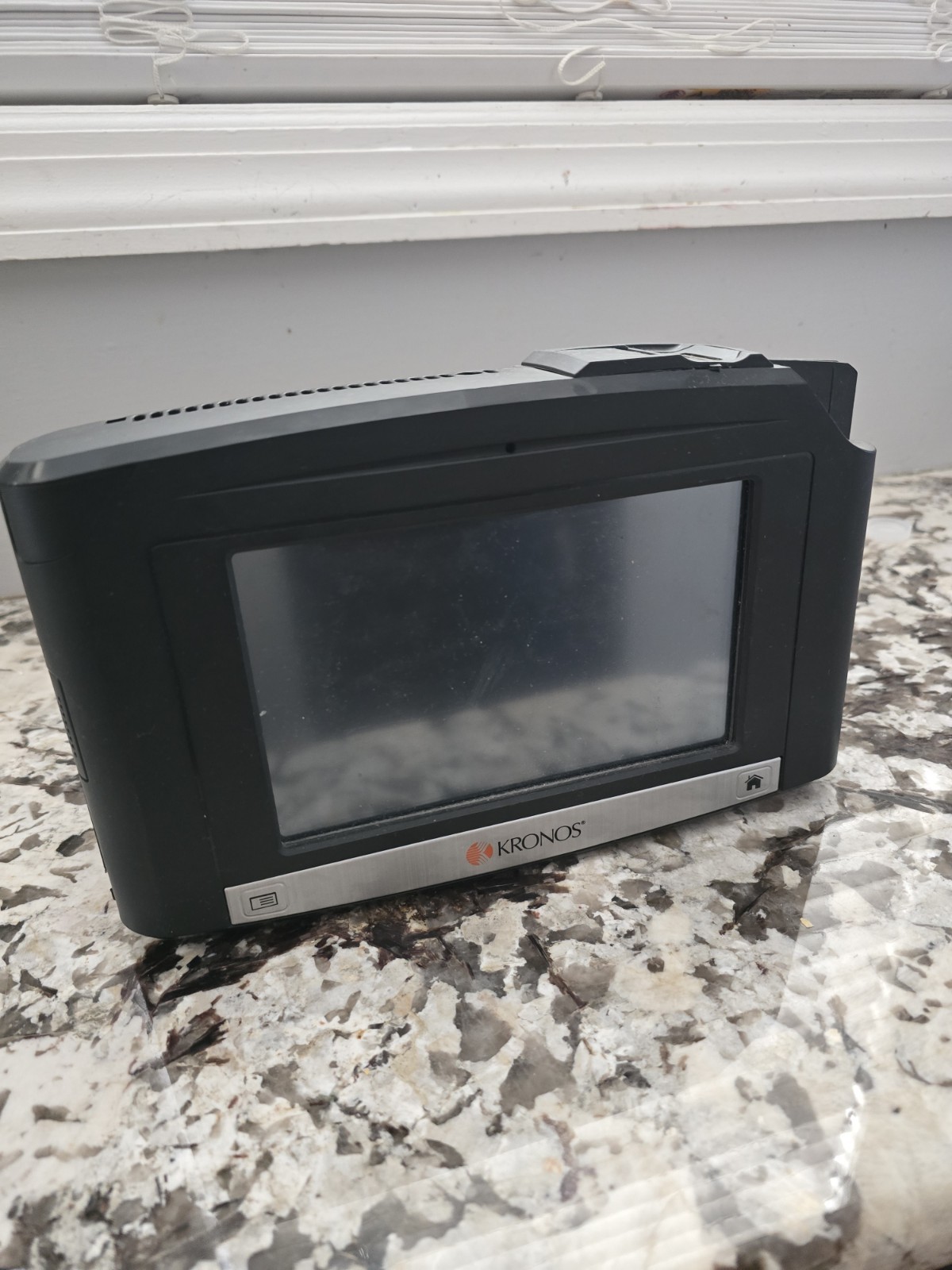 Kronos 8609000-028 Bar Code Badge Reader - Black/bio Reader