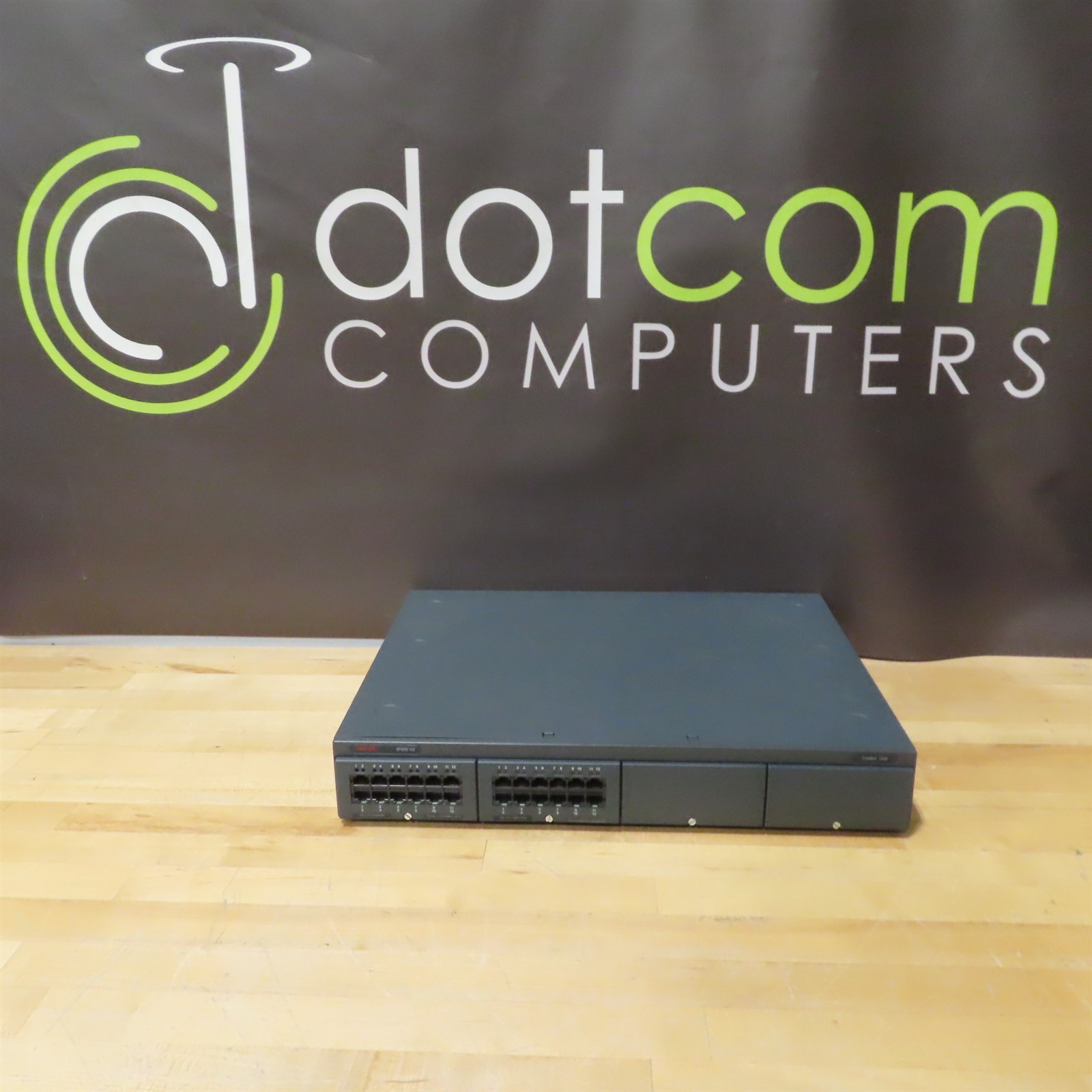 Avaya IP Office IP500 V2 PCS27 700476005 1x 700504556 1x DS(1-8) 700417330