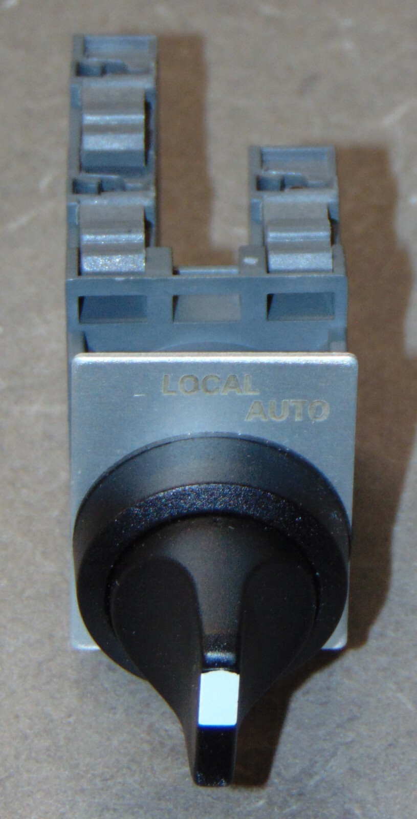 NEW ABB MCB-10 Local Auto Switch Quantity Available