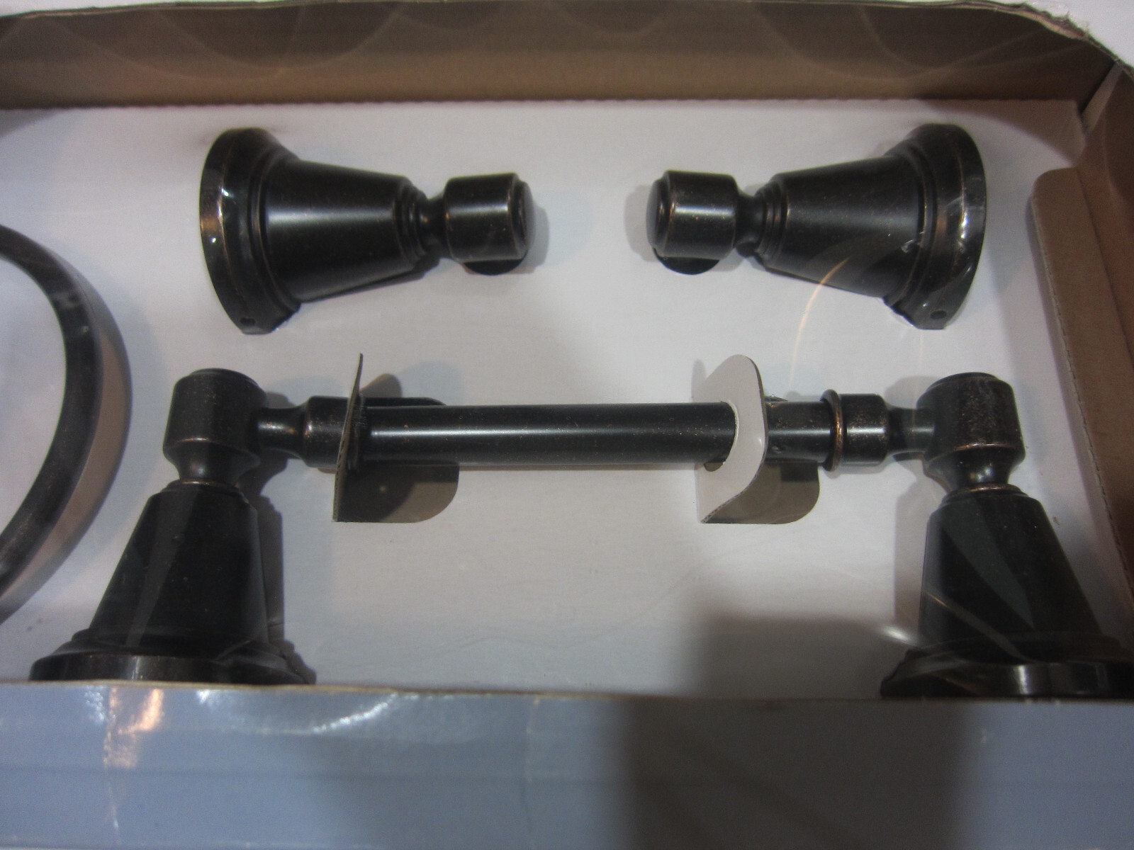 MOEN Bradshaw 18" 3 Piece Bath Accessory Kit - DN3693ORB