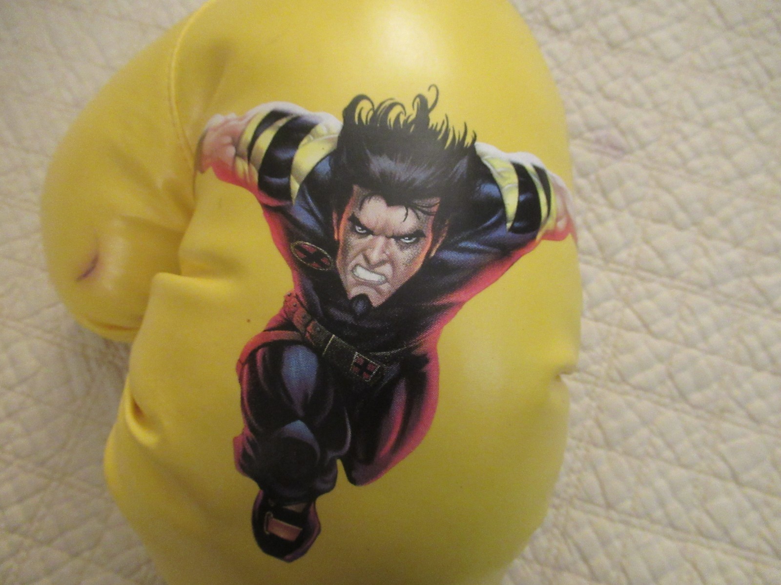 Marvel X-Men Yellow Boxing Glove (2003, KellyToy)