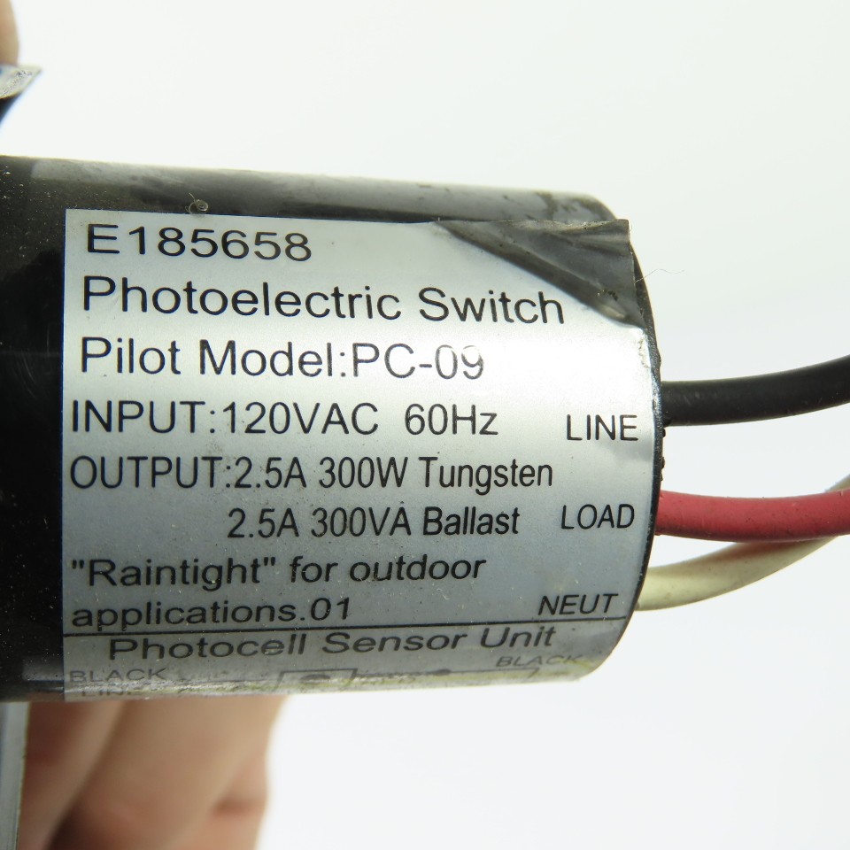 Pilot PC-09 Raintight Photocell Sensor 120VAC 2.5A