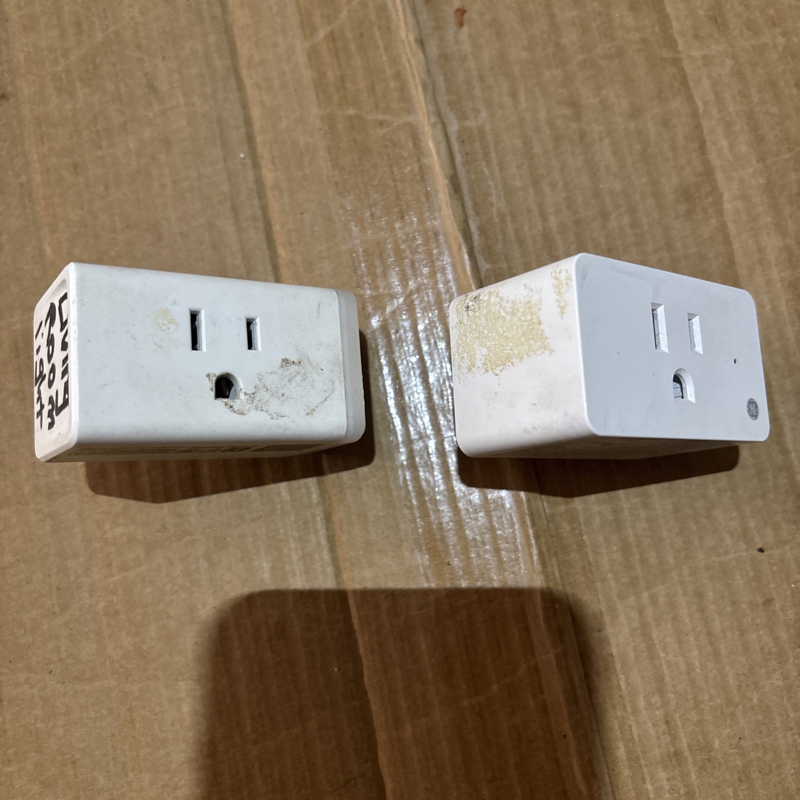 TP-Link Kasa Smart Wi-Fi Plug Slim White KP115 & Cplgstdblw1 Smart Plug Lot of 2