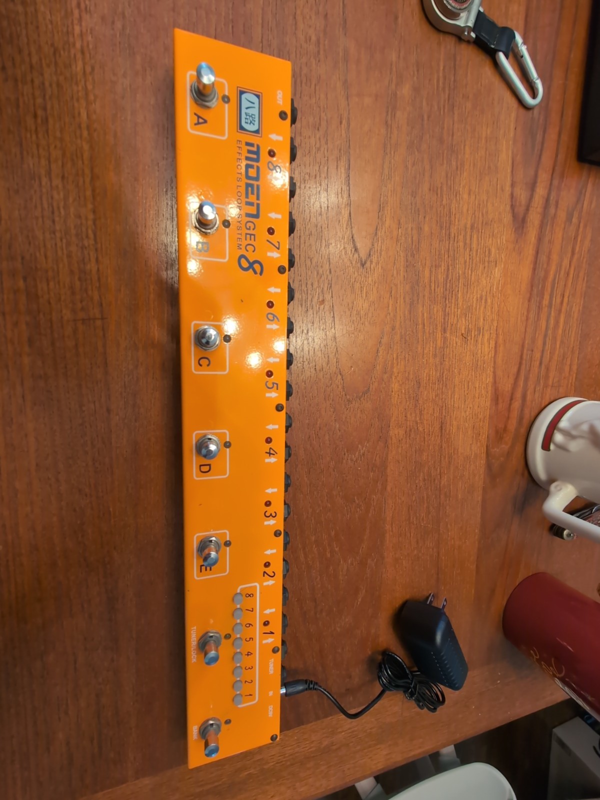 MOEN Canada GEC8 Guitar Pedal FX Switcher Effect Loop System 8 Loops 10 Presets
