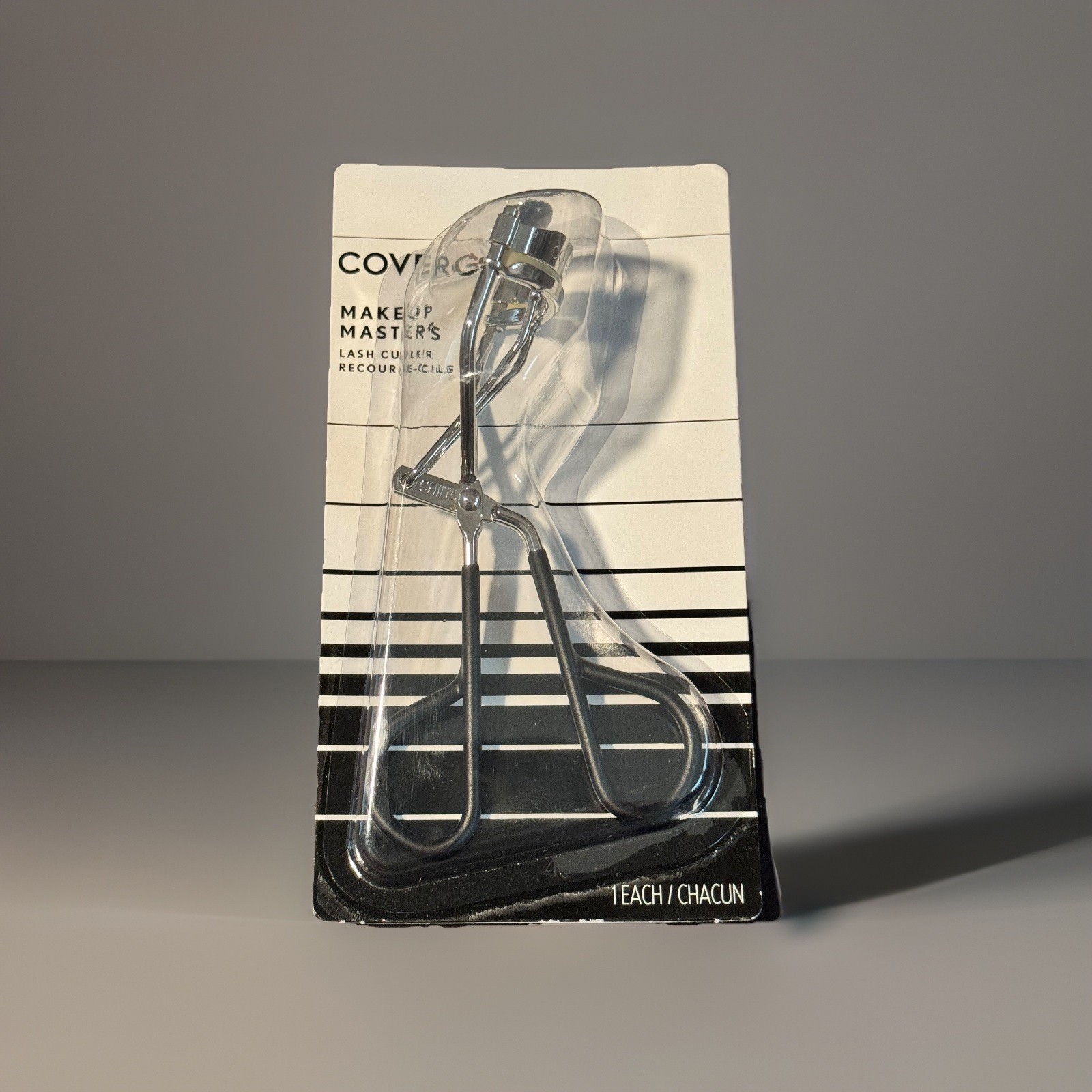 NEW! Covergirl Makeup Masters Lash Curler