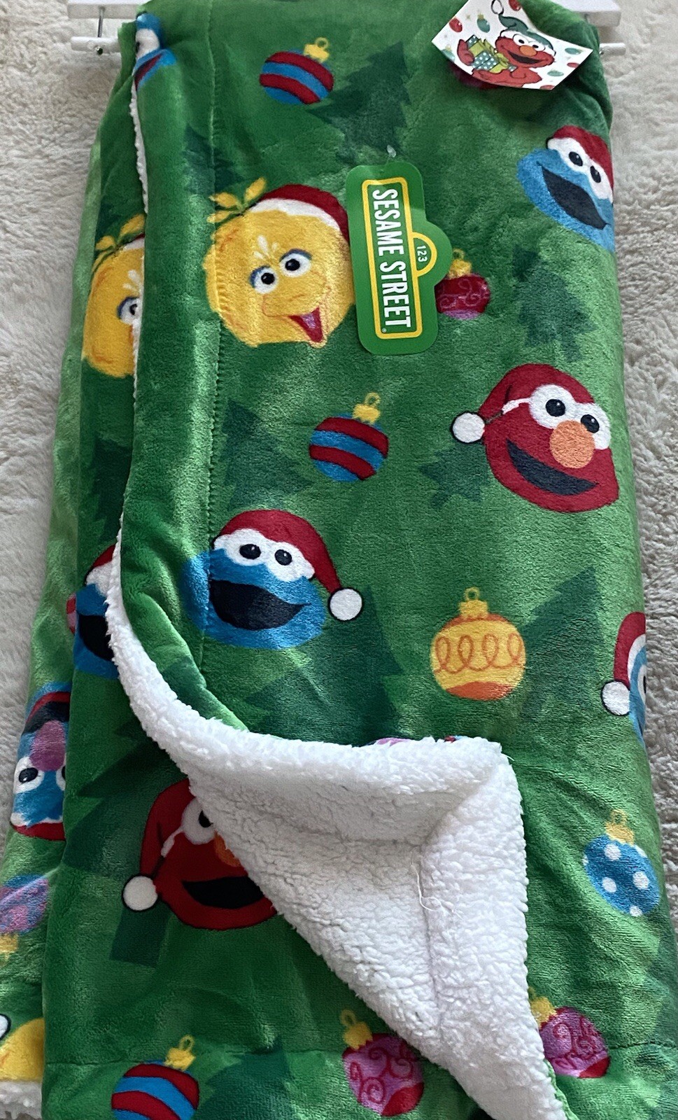Sesame Street Christmas W/Sherpa Throw Blanket Elmo Cookie Monster Big Bird NEW