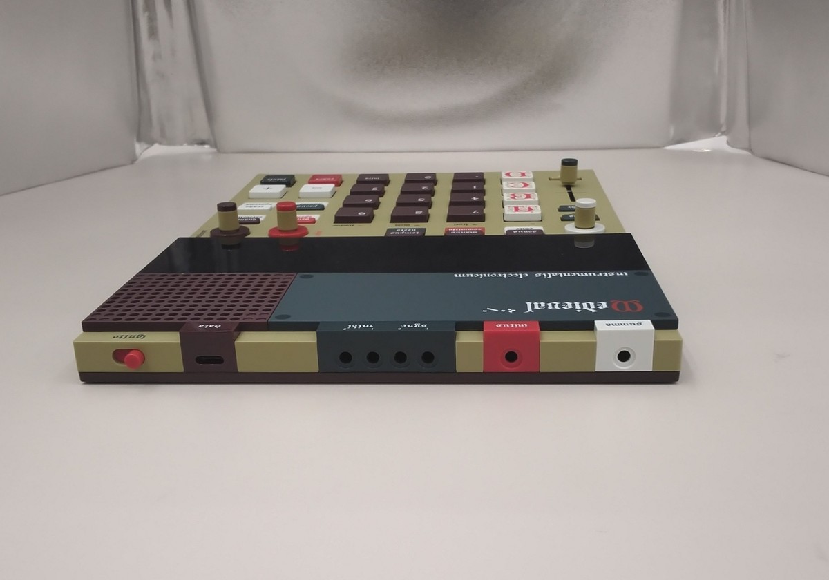 TEENAGE ENGINEERING EP-1320 MEDIEVAL Sampler Used Tested