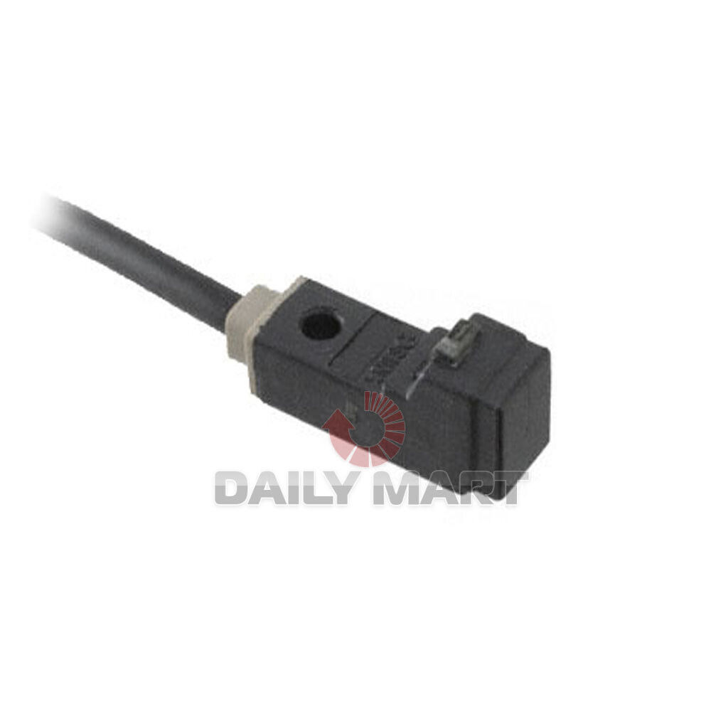 New In Box PANASONIC GXL-8HU Proximity Switch