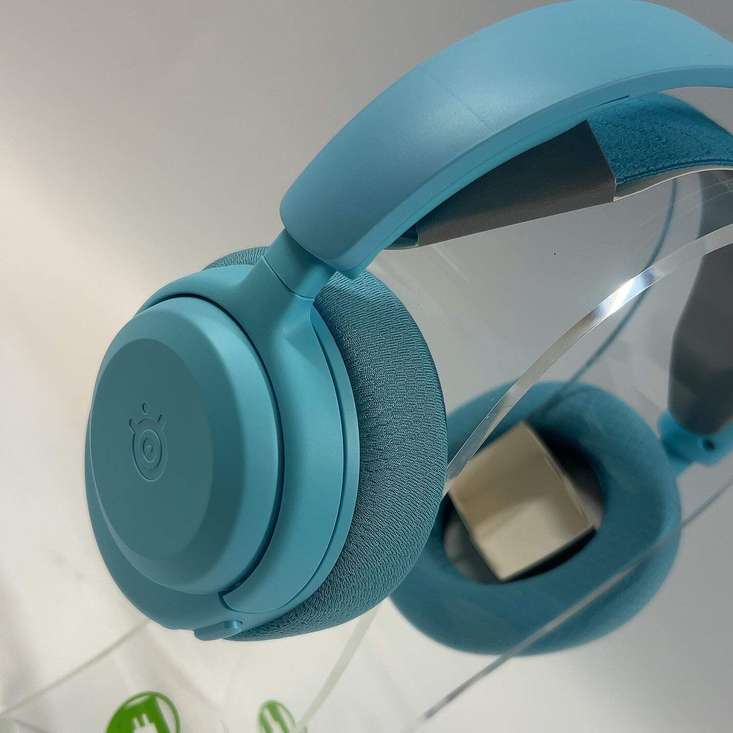 SteelSeries Arctis Nova 3 Over Ear Gaming Headset Blue HS40 WIRELESS
