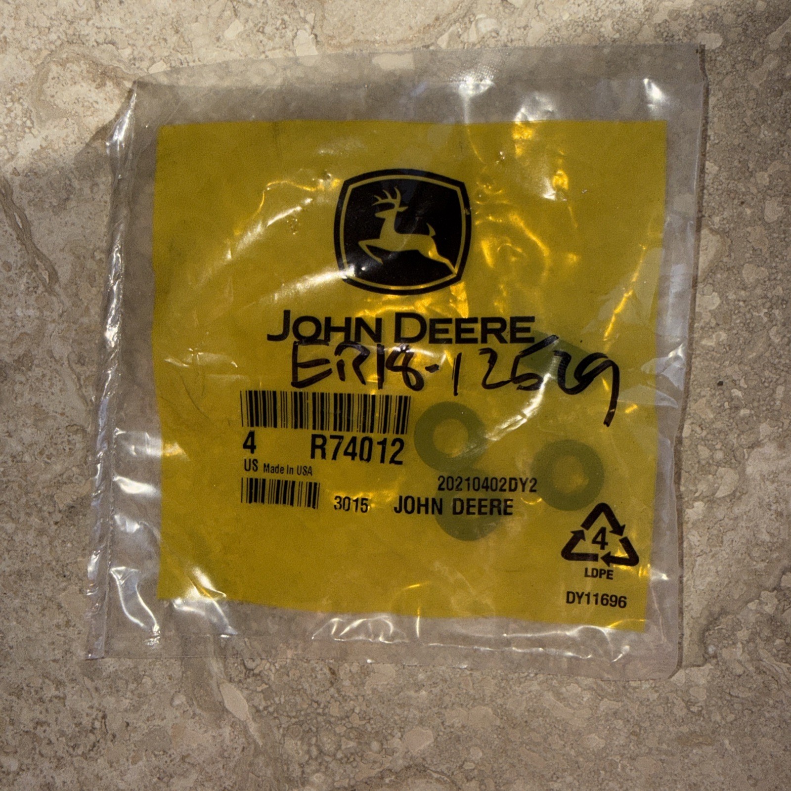 4 Piece JOHN DEERE SEALING WASHER R74012. Made In USA. New.