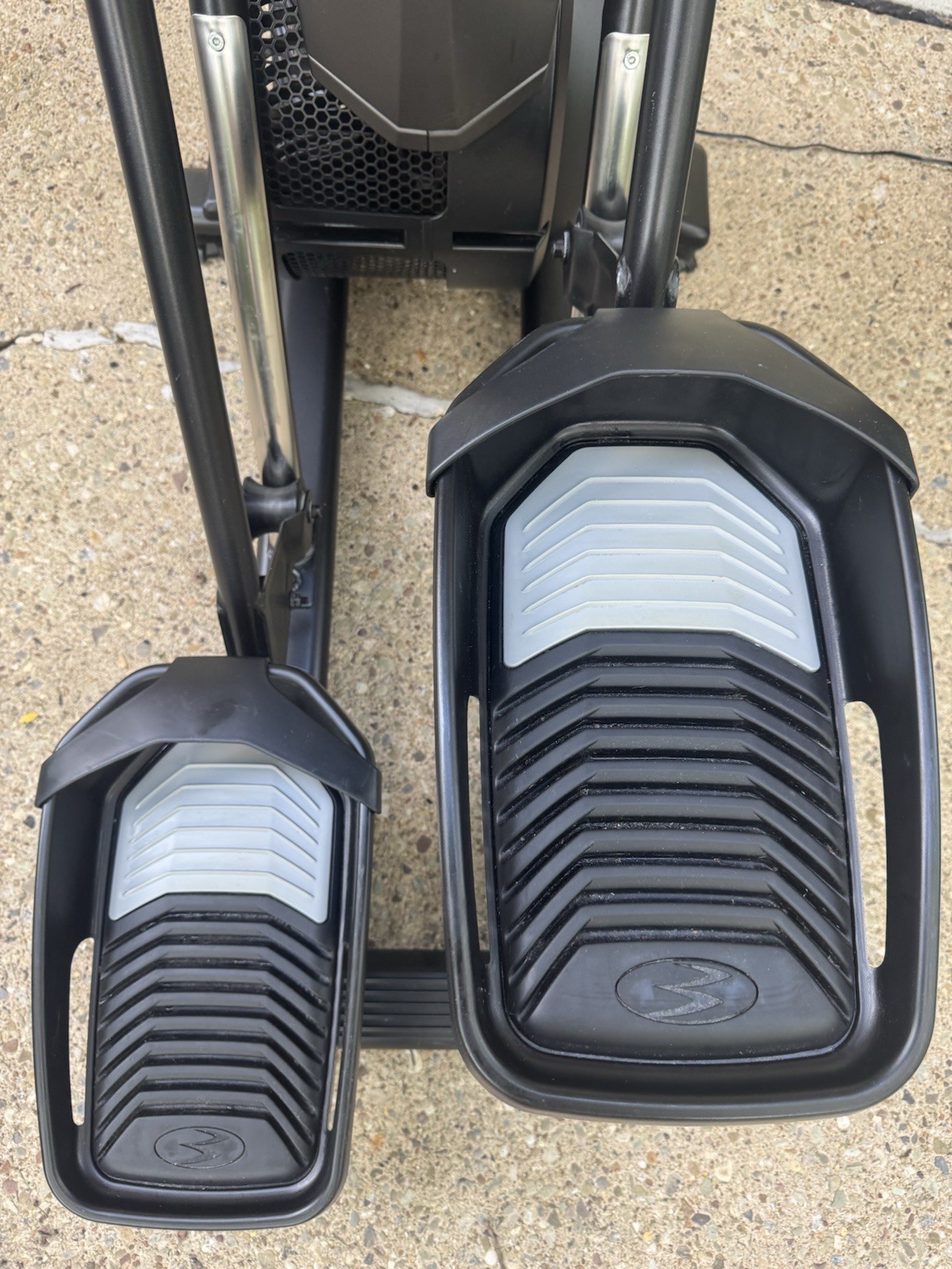 Bowflex M9 Max Trainer EXCELLENT condition. Lightly Used. $2000 new.