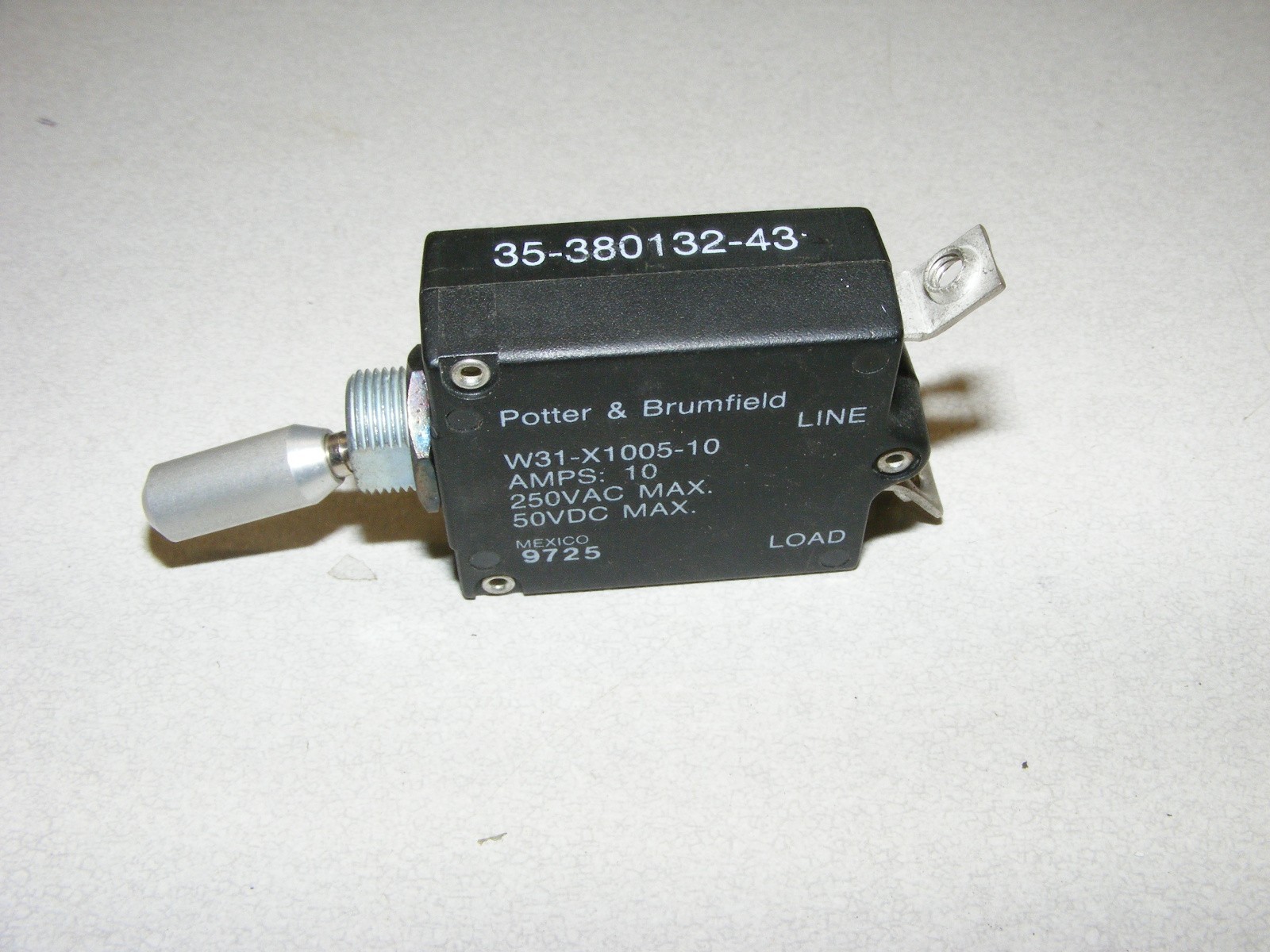 Potter Brumfield Circuit Breaker Switch 35 380132 43 Aircraft (a97) b