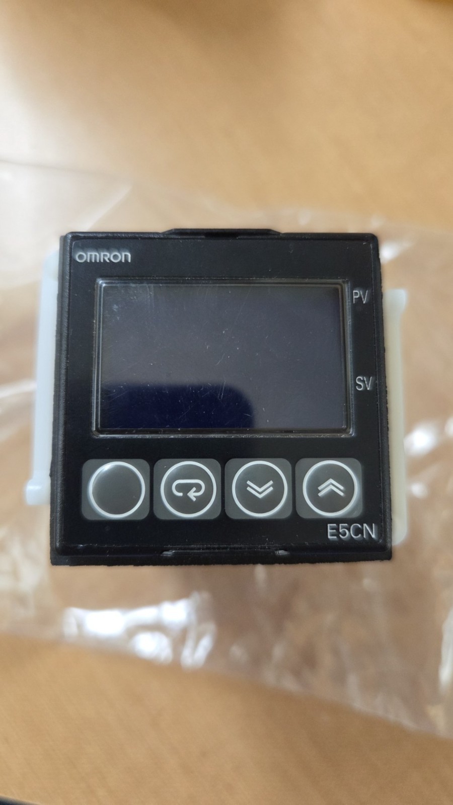 Omron E5CN-RMTD-500 Temperature Controller.
