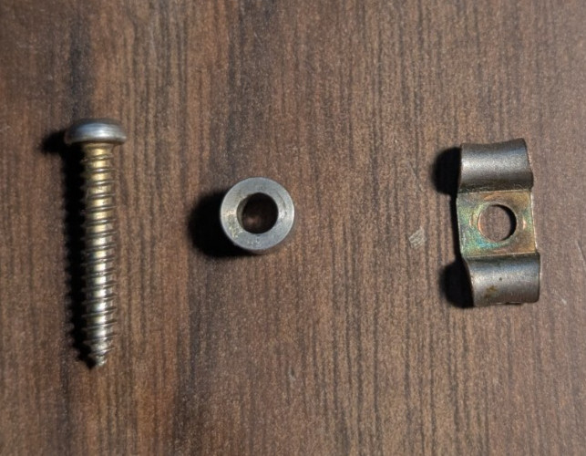 Genuine Fender ROAD WORN String Guide Retainer - 099-7202-000 - Excellent Cond.
