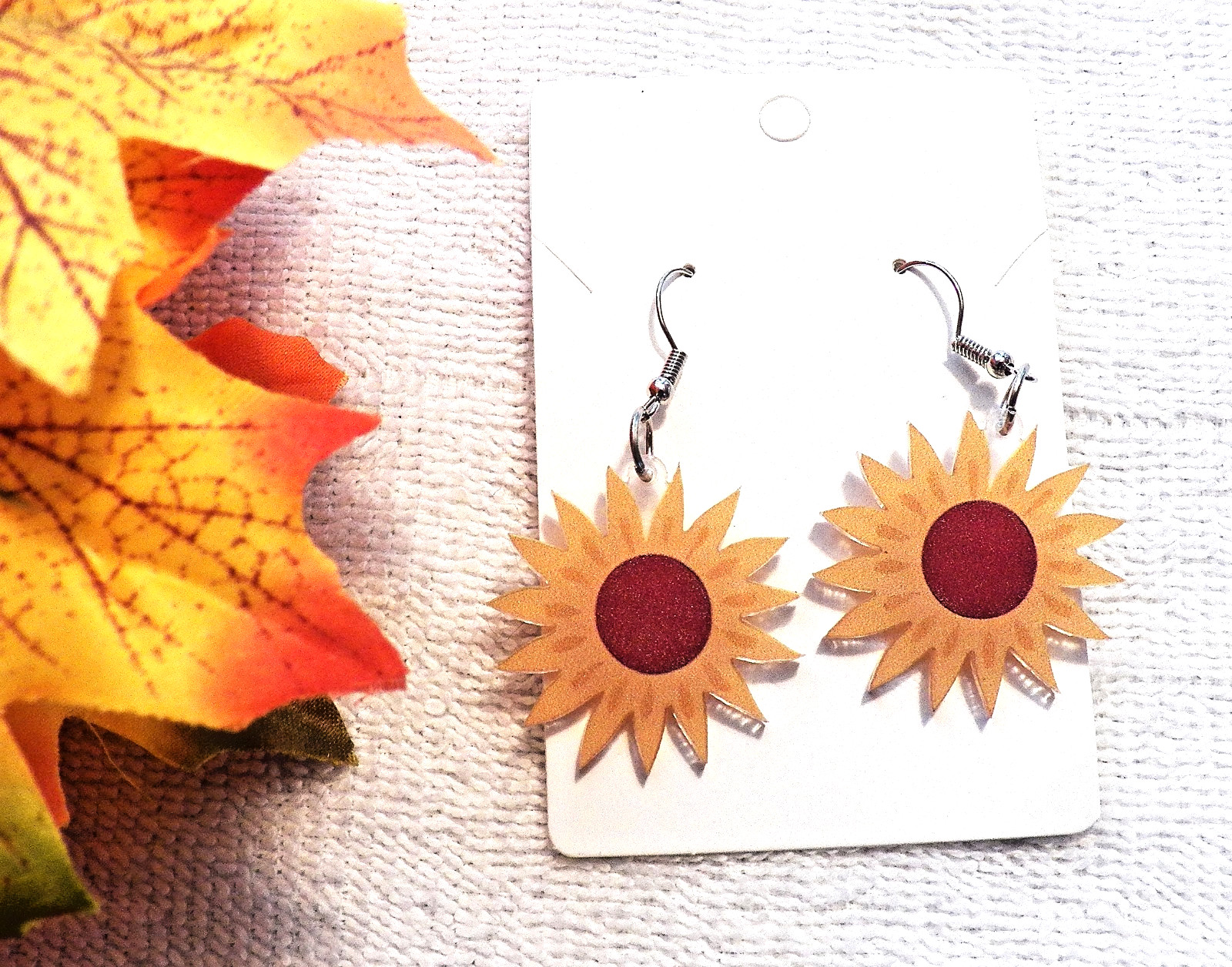 CLASSIC AUTUMN FALL PIERCED EARRINGS AUTUMN SUNFLOWER SEEDS YELLOW ACRYLIC X25C