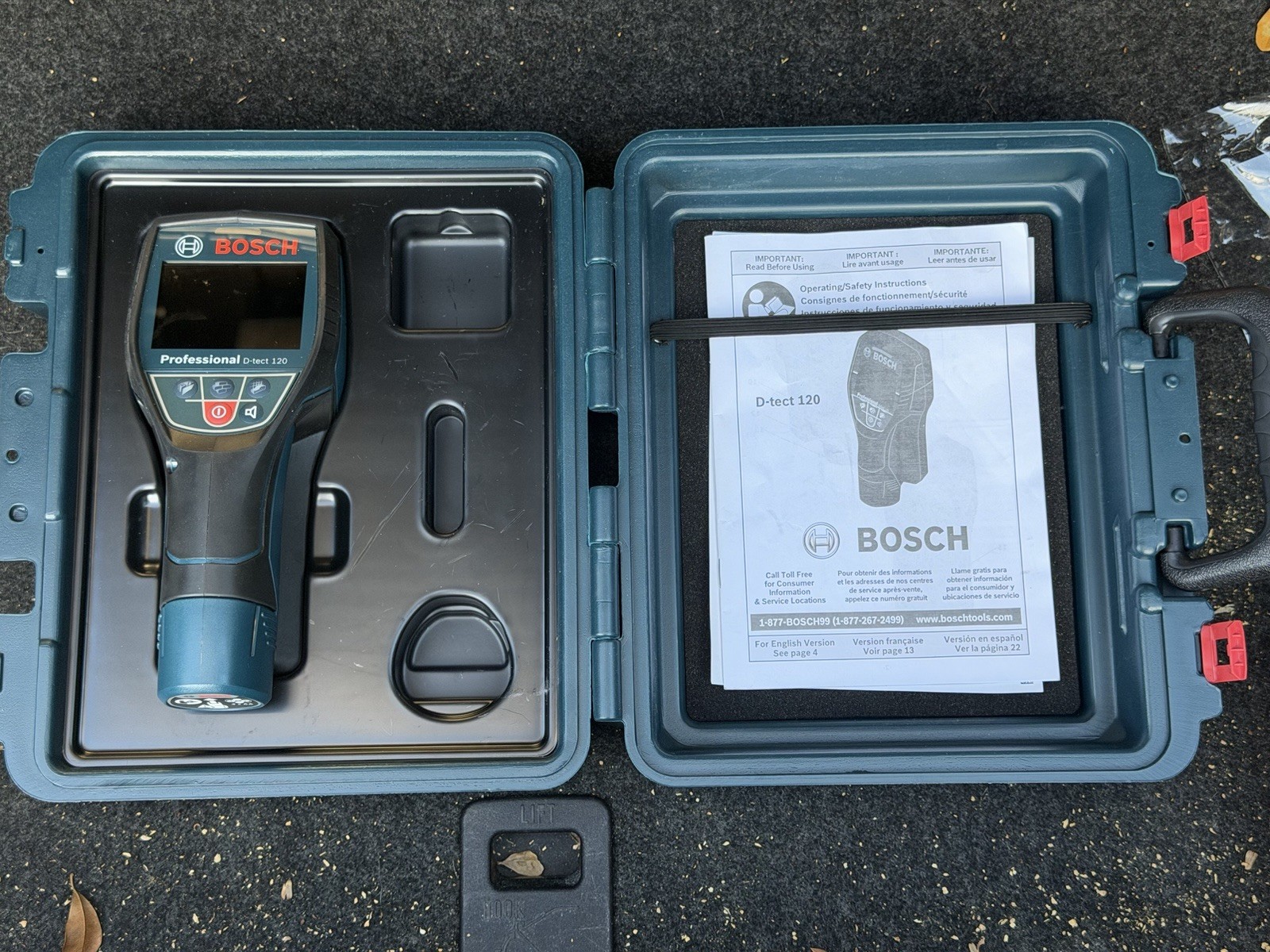 Bosch D-TECT 120 Wall and Floor Scanner with Radar
