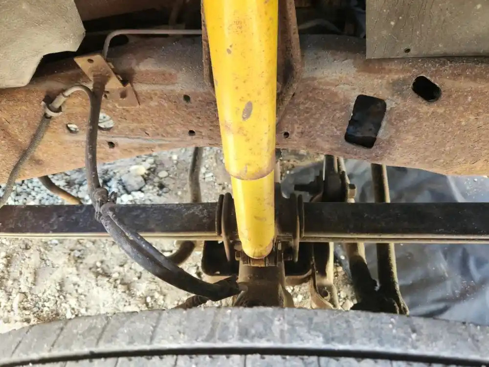 (Used) 2002 Ford F Front Leaf & Springs  P-67859